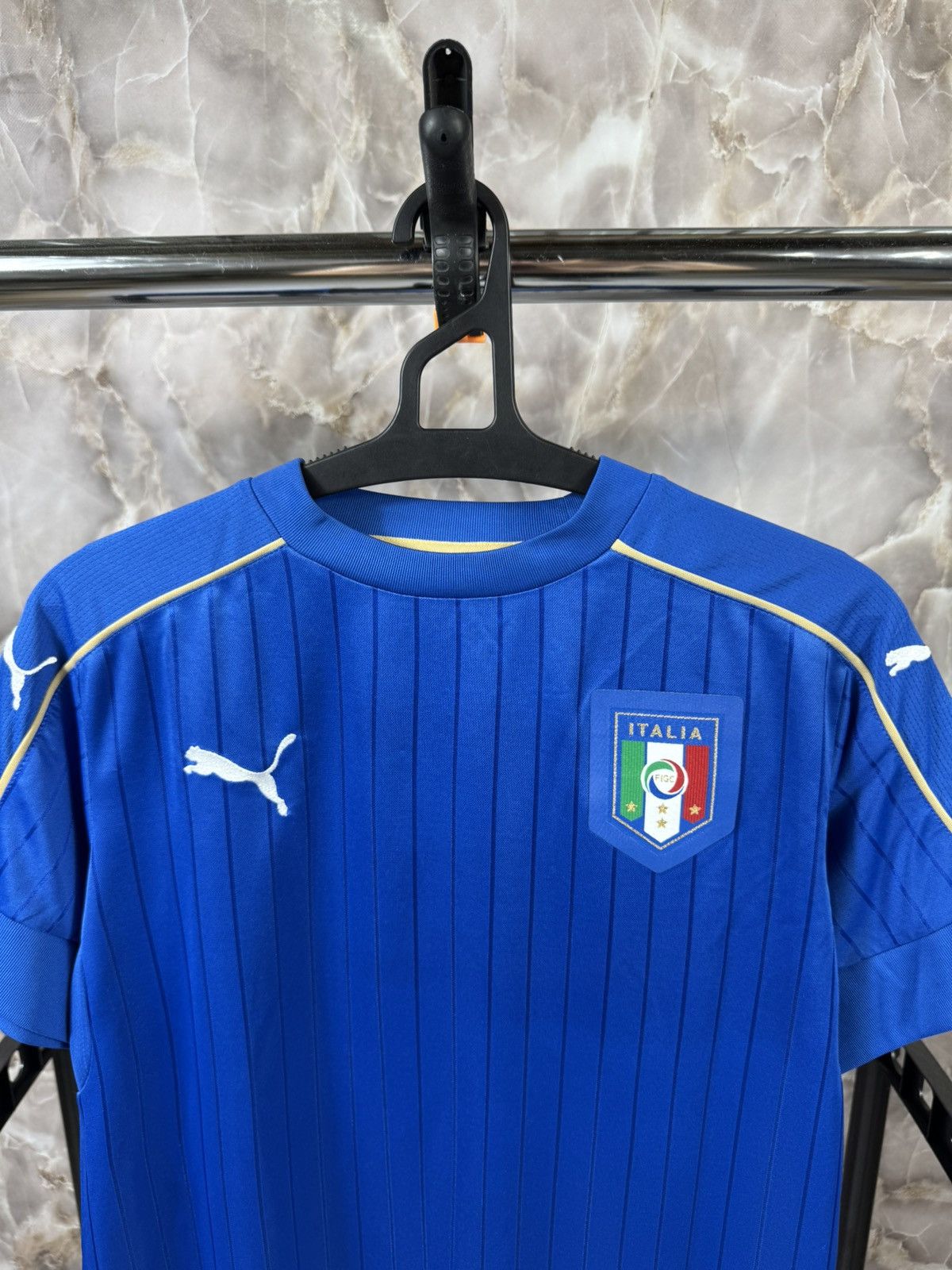 Other Puma Italy Home football shirt 2016 - 2017 Jersey Size US M / EU 48-50 / 2 - 3 Thumbnail