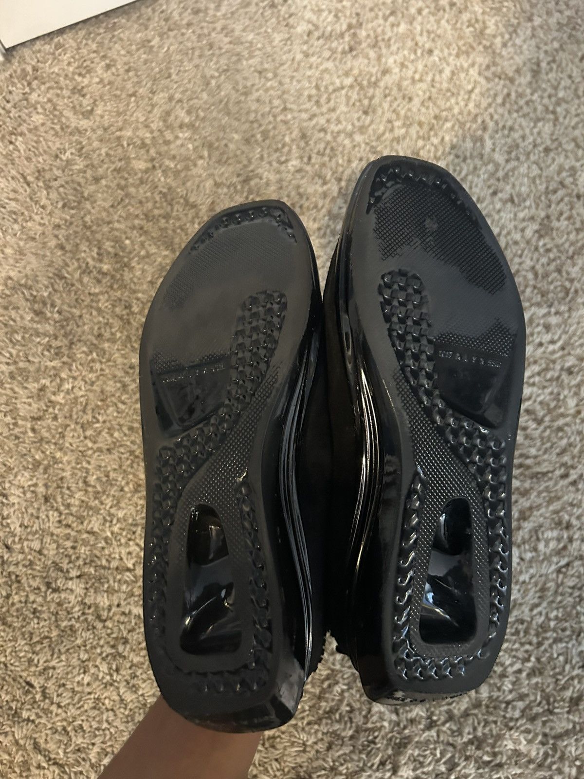 1017 ALYX 9SM 1017 Alyx 9SM Mono Suede Slip-On Sneakers Size US 11 / EU 44 - 7 Thumbnail
