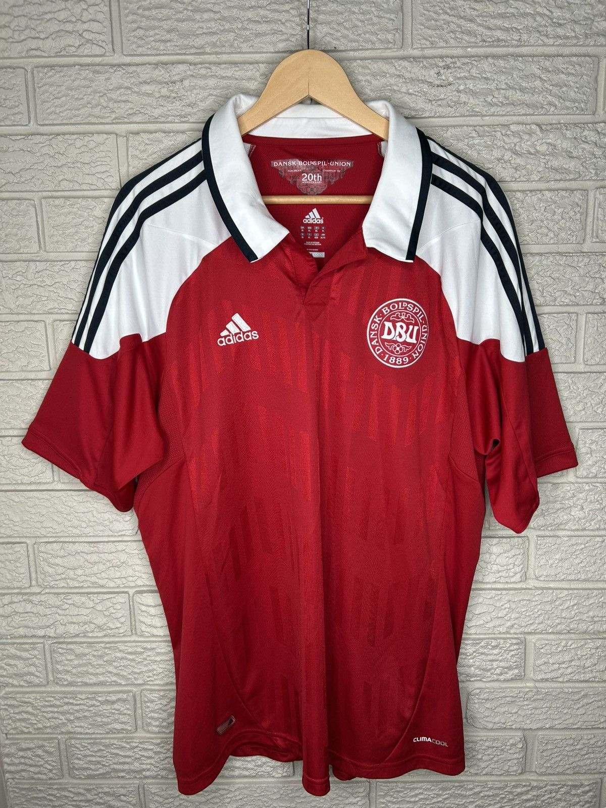 Adidas Adidas Denmark 2012 Home Jersey Size US XL / EU 56 / 4 - 1 Thumbnail