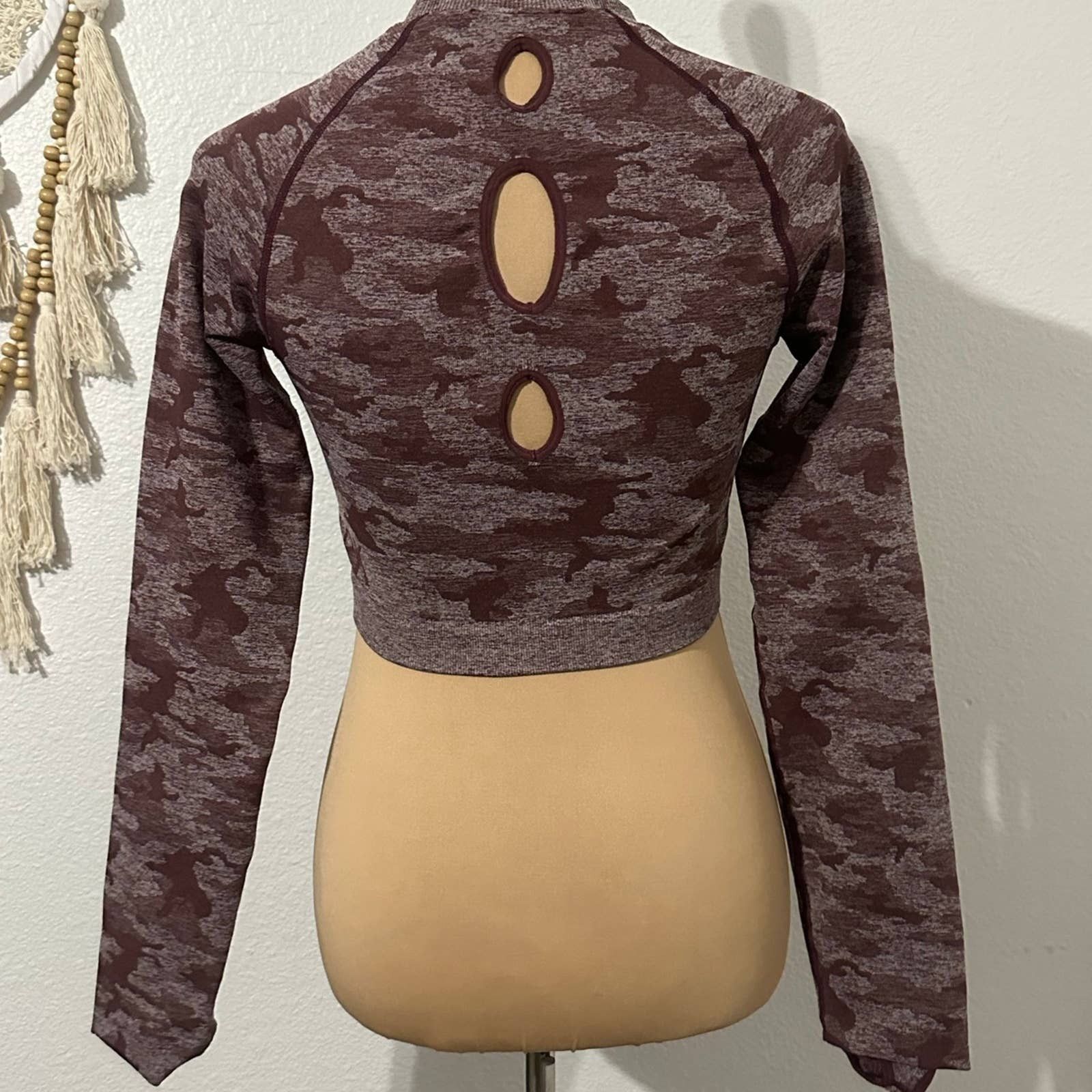 Gymshark Gymshark crop long sleeve Size L / US 10 / IT 46 - 5 Thumbnail