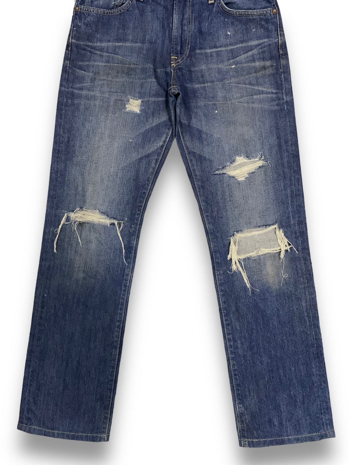 Jun Takahashi Vintage Uniqlo UJ S002 Blue Washed Distressed Grunge Jeans Size US 30 / EU 46 - 9 Thumbnail