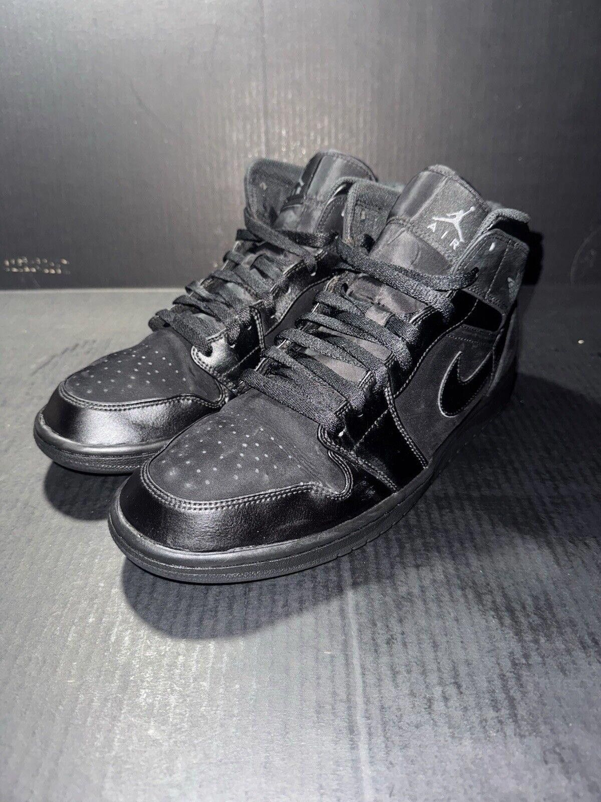 Jordan Brand Nike Air Jordan 1 Mid 'Black' - 554724-050 - Size 11 Size US 11 / EU 44 - 4 Thumbnail