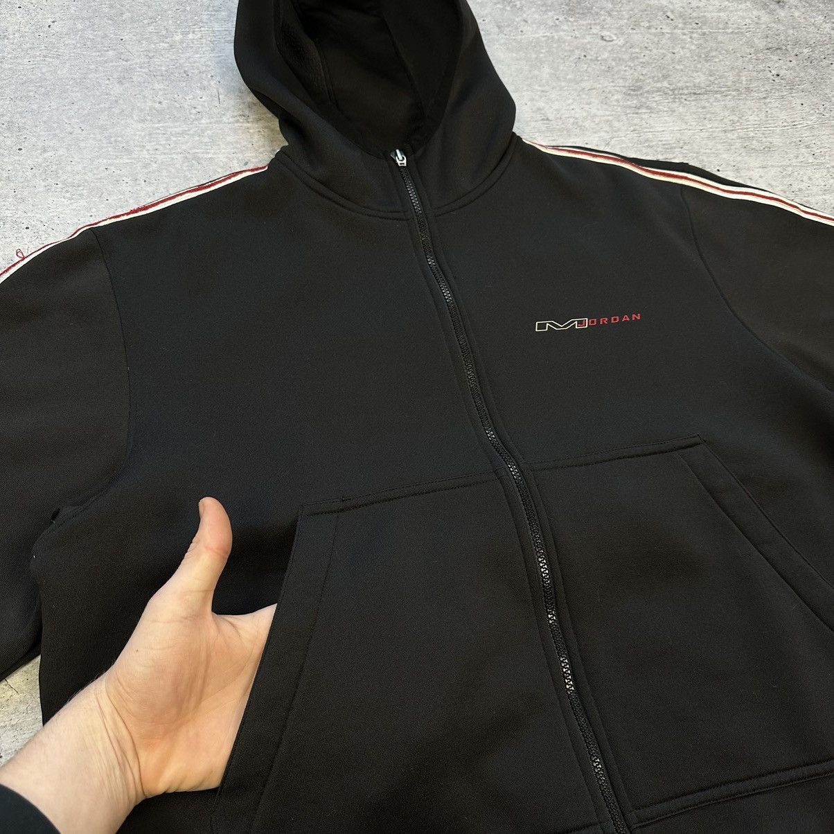 Jordan Brand × Nike × Vintage Vintage Nike Team M Jordan Full zip Hoodie Black Men’s Sz M Size US M / EU 48-50 / 2 - 7 Thumbnail