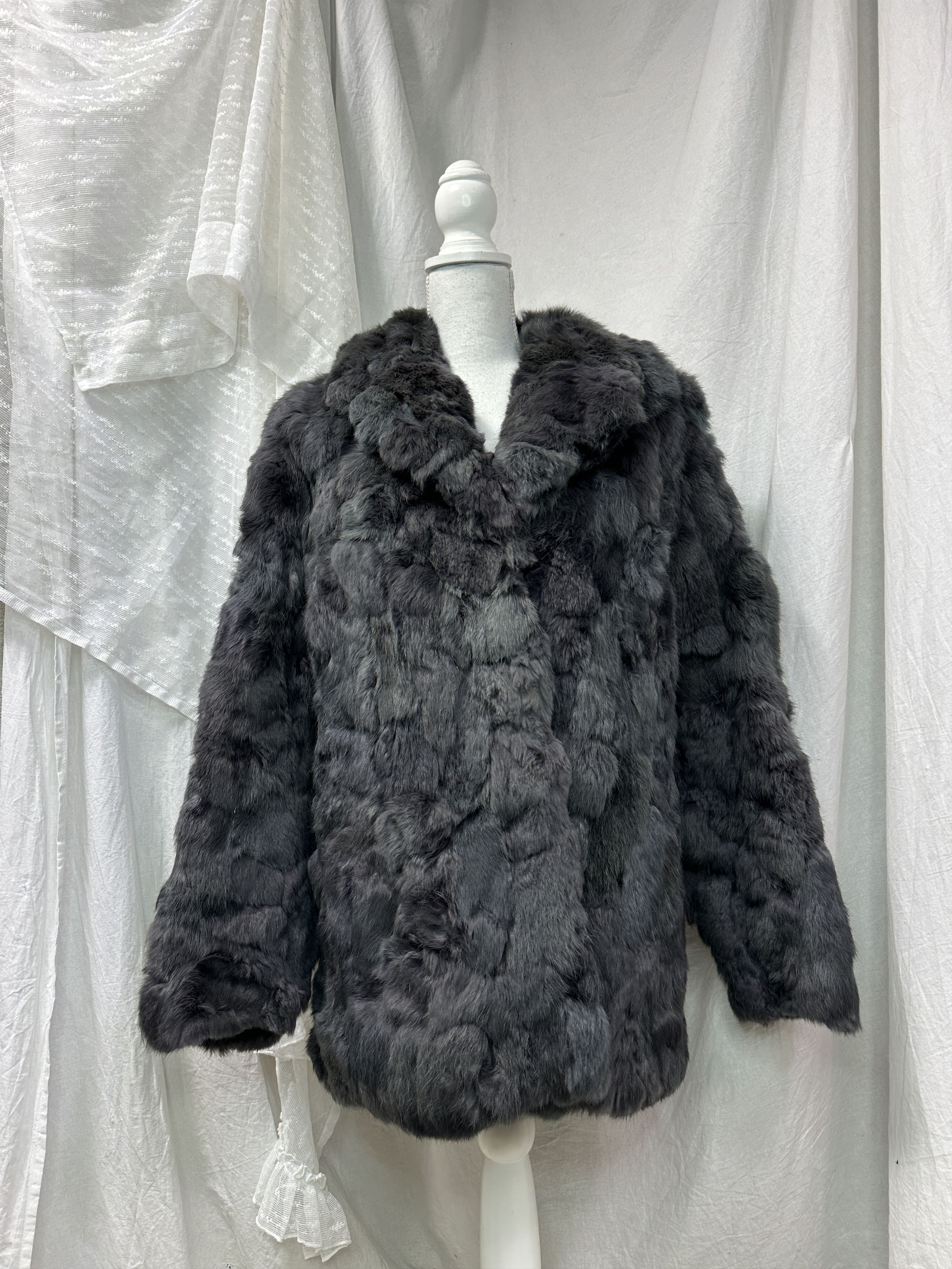 Vintage Vintage Old Money Classy Silver Grey Real Rabbit Fur 90s Size L / US 10 / IT 46 - 1 Thumbnail