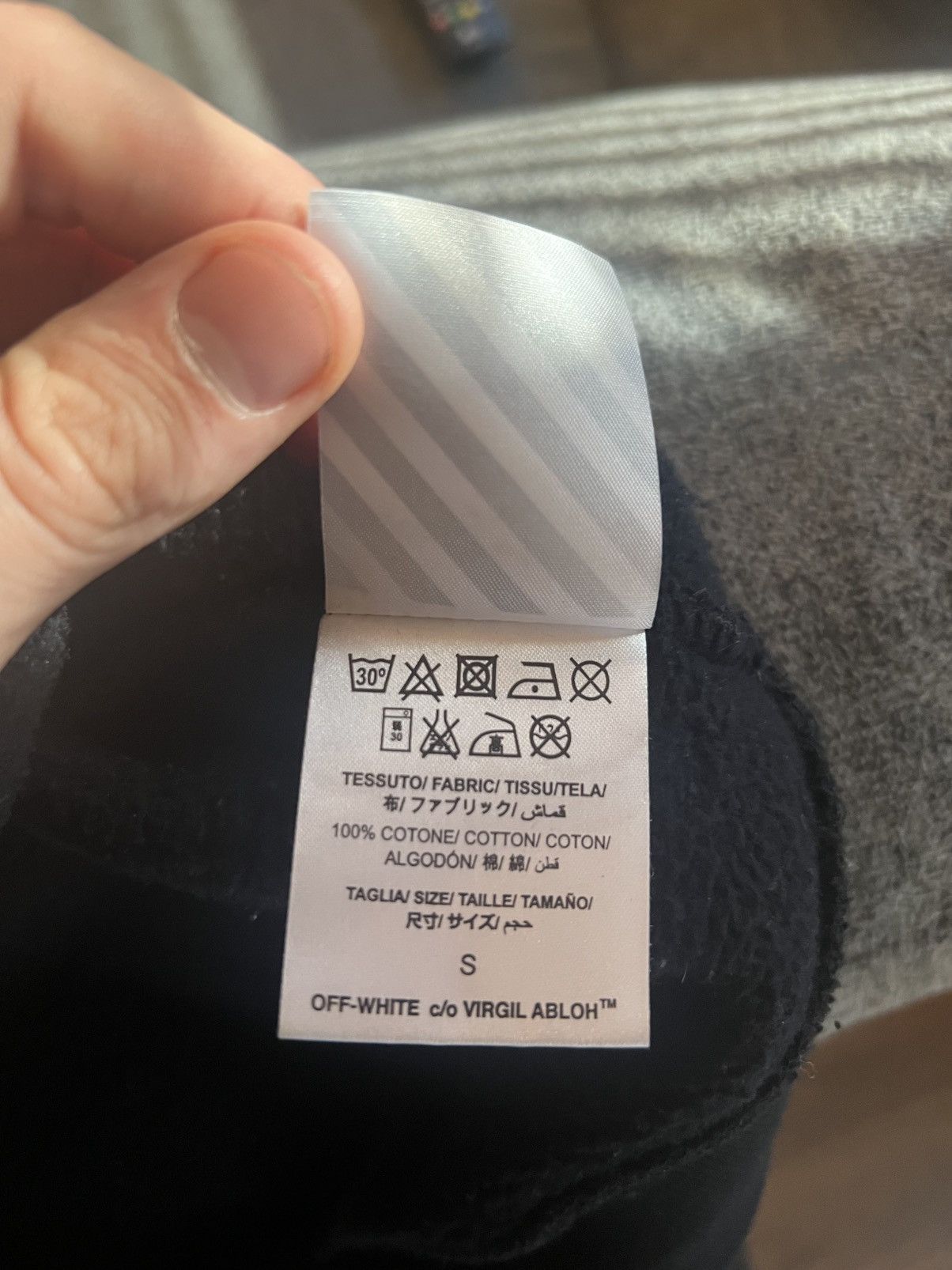 Off-White Off White Othelo’s Wolf Print Crewneck Sweatshirt Black Size US S / EU 44-46 / 1 - 8 Thumbnail