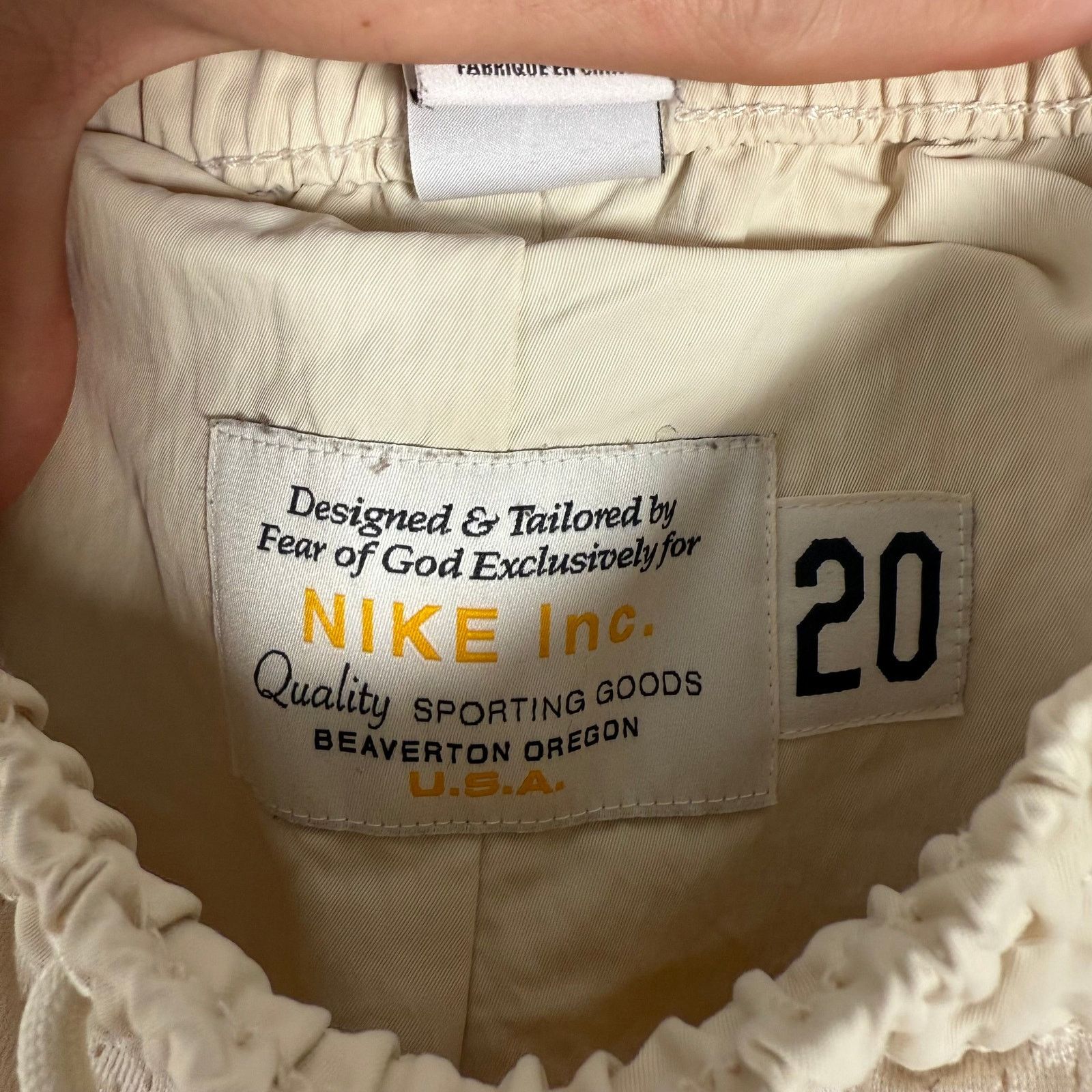 Fear of God × NBA Fear Of God x NBA x Nike Cream Basketball Shorts Size S Size US 30 / EU 46 - 11 Thumbnail