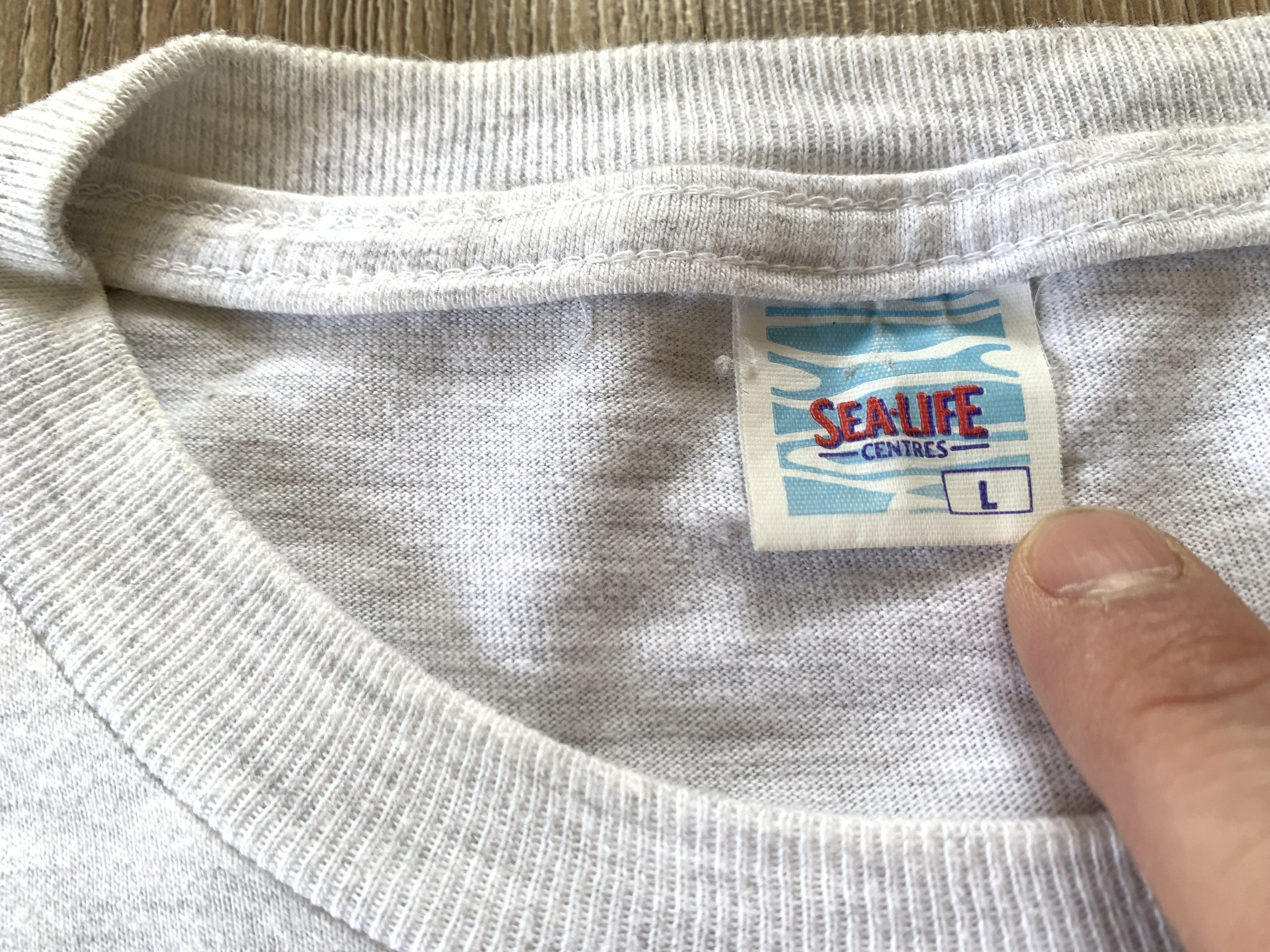 Vintage Vintage Sealife Harlequin 1990 Printed T Shirt Size US XL / EU 56 / 4 - 9 Thumbnail