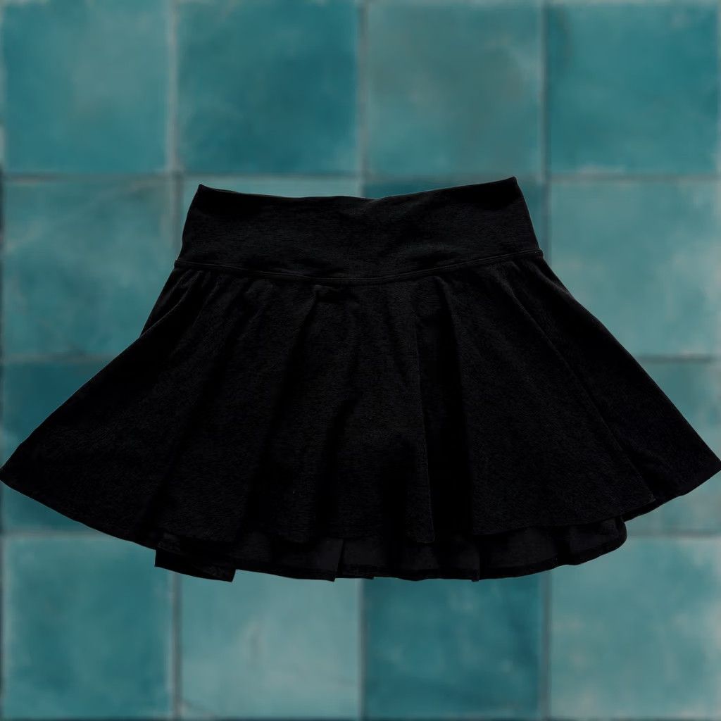 Beyond Yoga Beyond Yoga Skort Womens 1X Black Elastic Lined Pull On Athletic Yoga Gym Short Skirt Plus Size 1X Womens Black Athletic Yoga Skort Size 40" / US 18 - 1 Thumbnail