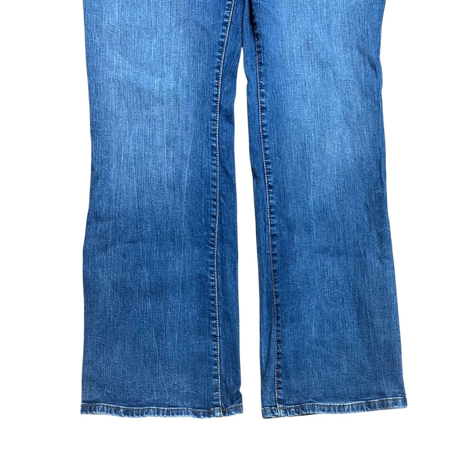 Torrid Torrid Jeans Women 18R Blue Straight Leg Stretch Denim Regular Mid Rise City Bohemian 5-Pocket Size 40" / US 18 - 5 Thumbnail
