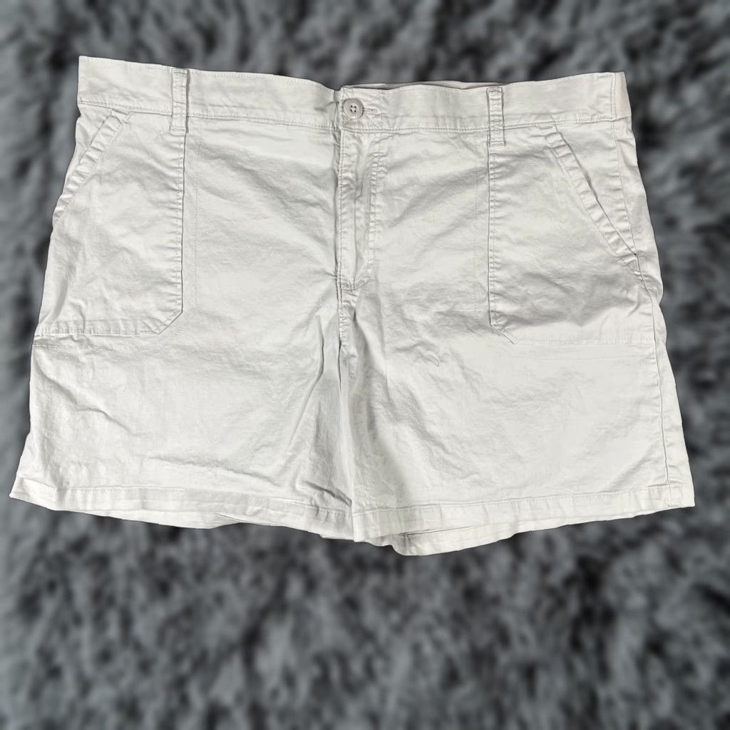 Lee Lee Shorts Womens 6 White Relaxed Fit Pockets Lightweight Cotton Casual Summer - 6 Size 28" / US 6 / IT 42 - 1 Thumbnail