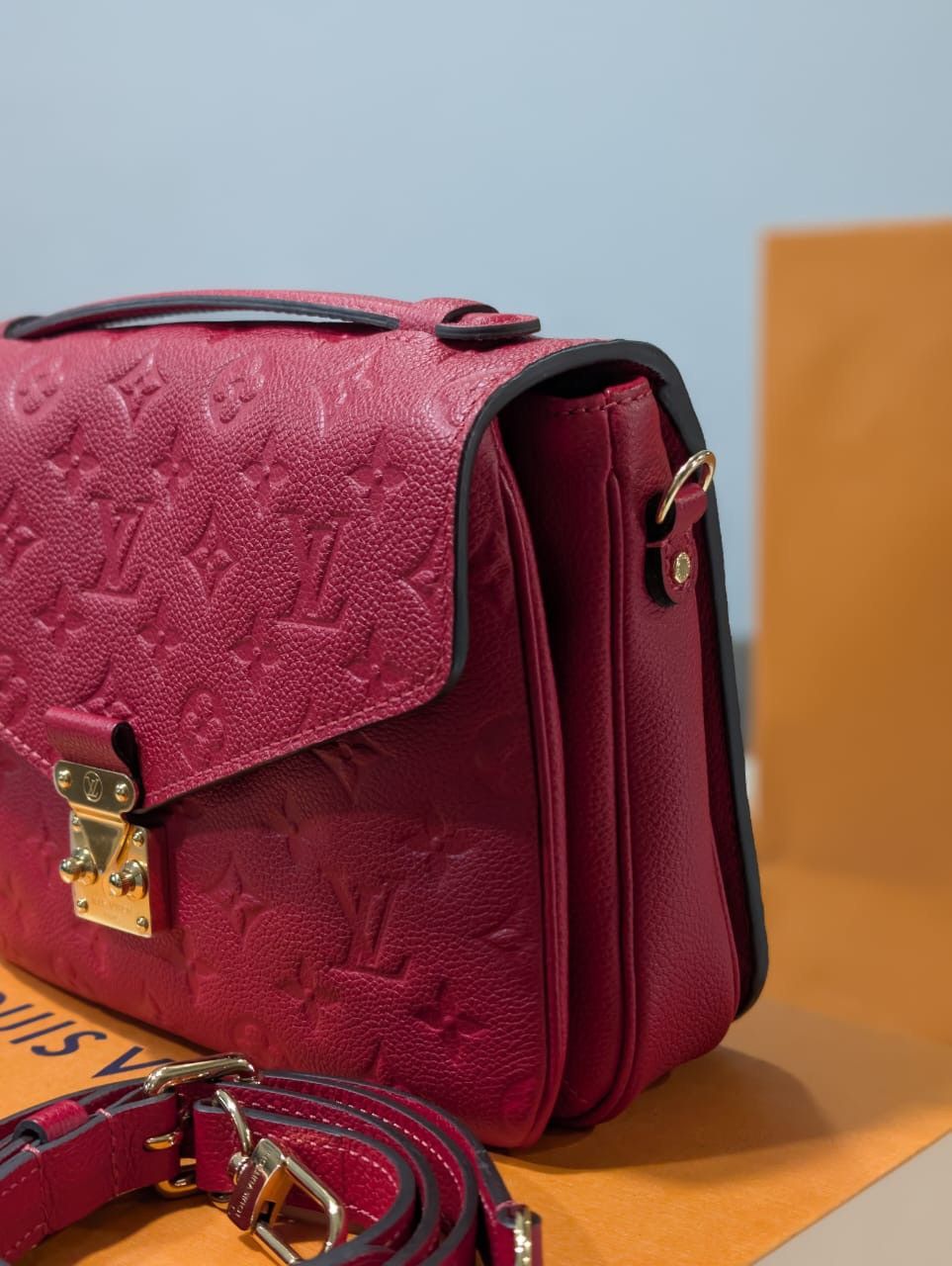 Louis Vuitton Louis Vuitton Red Monogram Empreinte Pochette Metis Size ONE SIZE - 5 Thumbnail