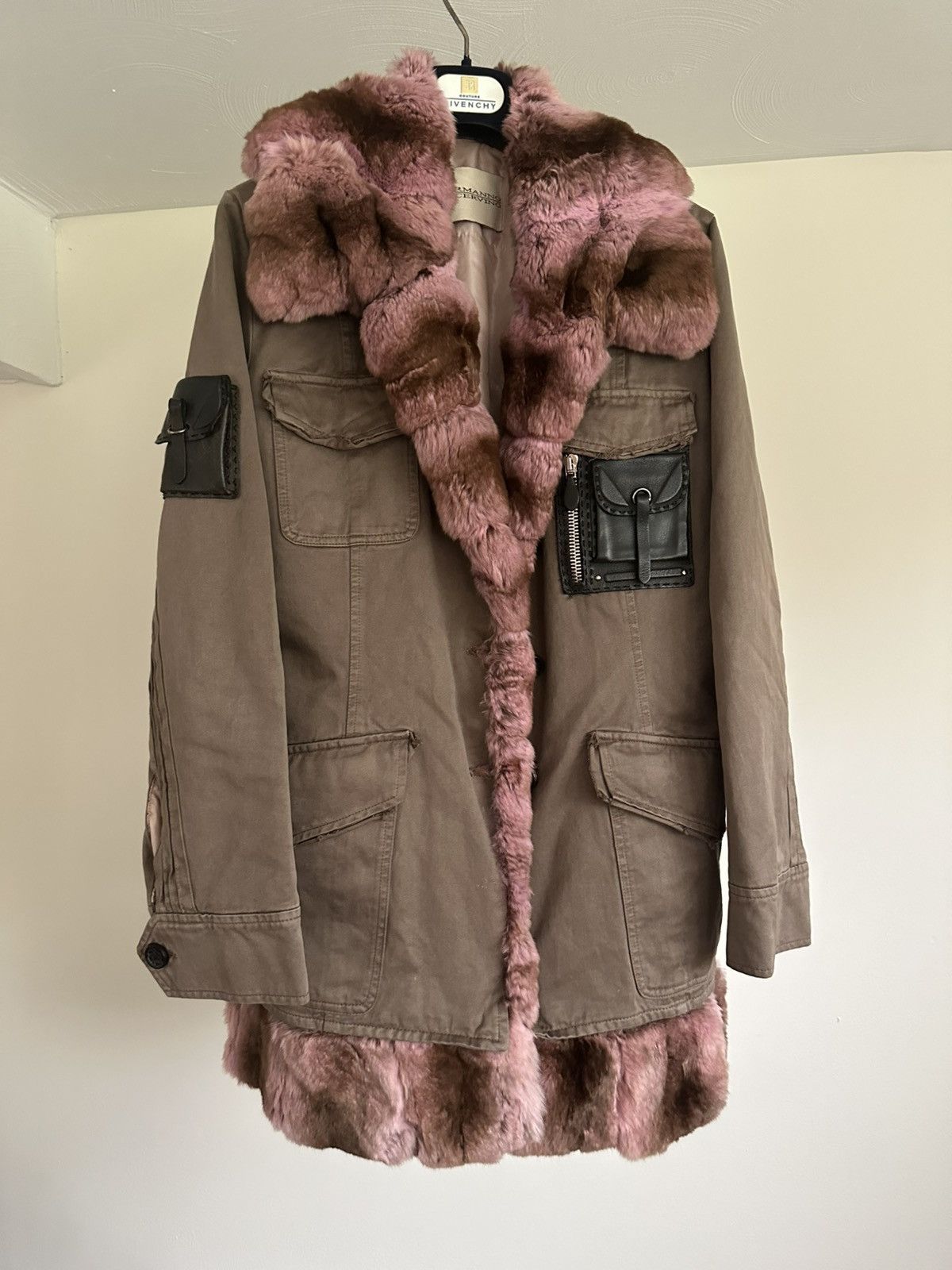 Ermanno Scervino Archive Ermanno Scervino Fall 2004 Chinchilla Cargo Jacket Size M / US 6-8 / IT 42-44 - 1 Thumbnail