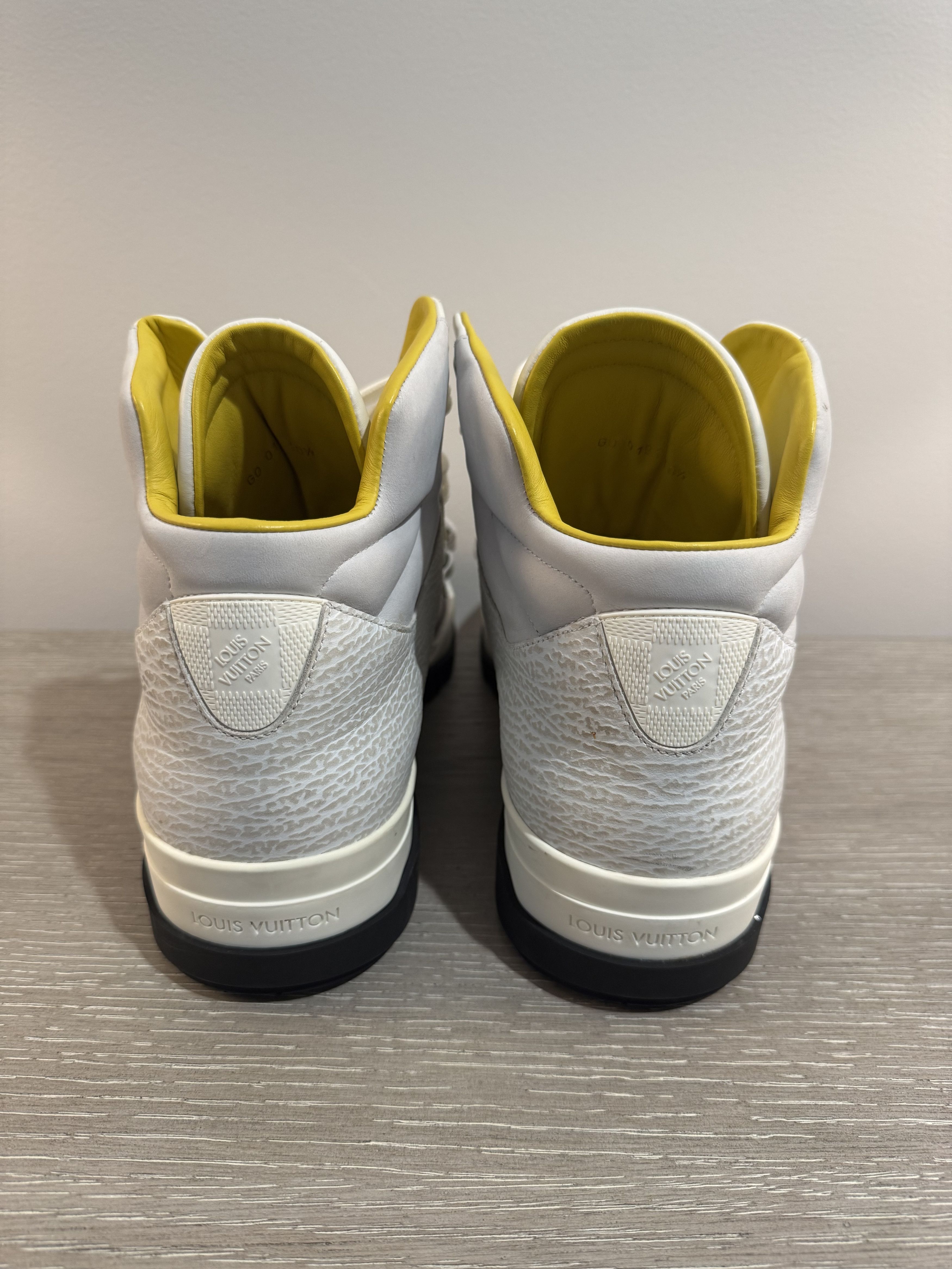 Louis Vuitton Louis Vuitton Trailblazer high top sneaker Size US 10.5 / EU 43-44 - 3 Thumbnail