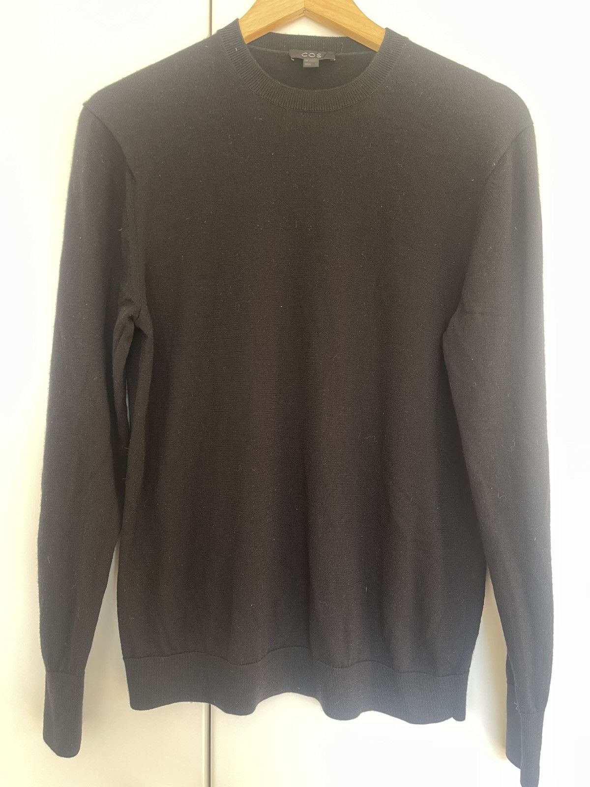 Cos Black 100% wool jumper / pullover Size US S / EU 44-46 / 1 - 1 Thumbnail