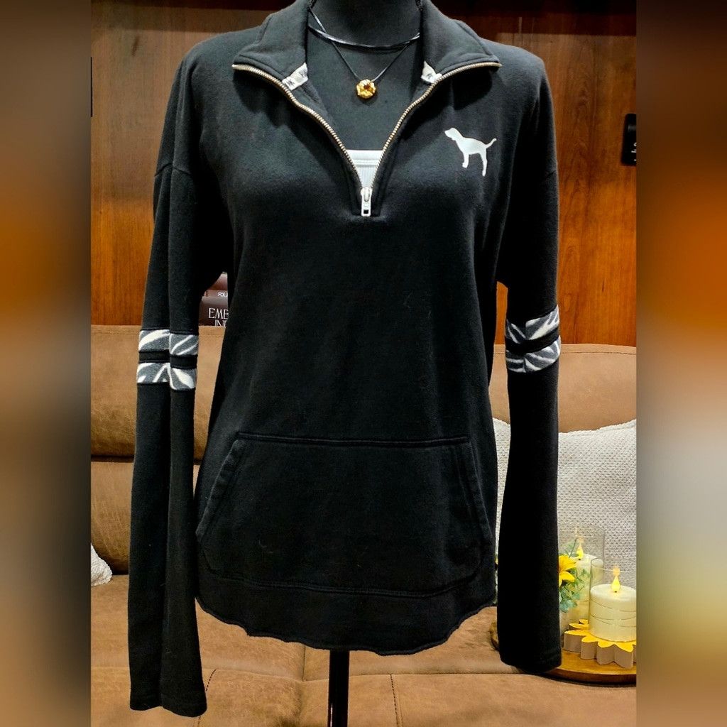 Victoria's Secret PINK Black Quarter-Zip Women's Sweatshirt with Dog Logo Size M / US 6-8 / IT 42-44 - 1 Thumbnail