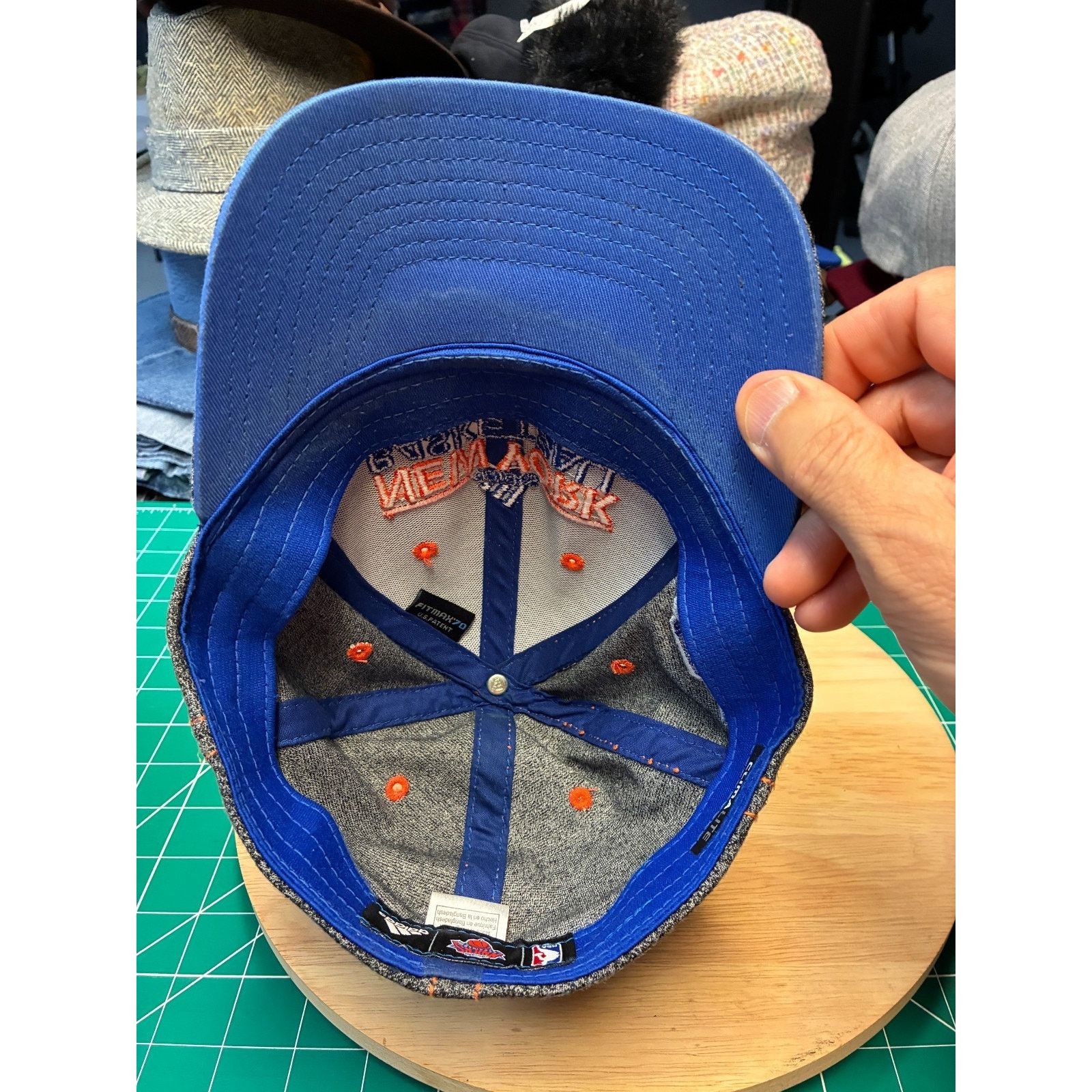 Adidas New York Knicks NBA Basketball Cap – Gray Heather Size ONE SIZE - 8 Thumbnail