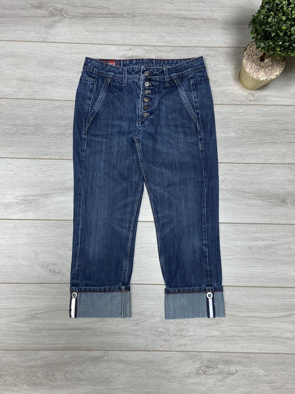 Marithe + Francois Girbaud Marithe Francois Girbaud short next boyfriend buttons pants Size 29" - 1 Thumbnail
