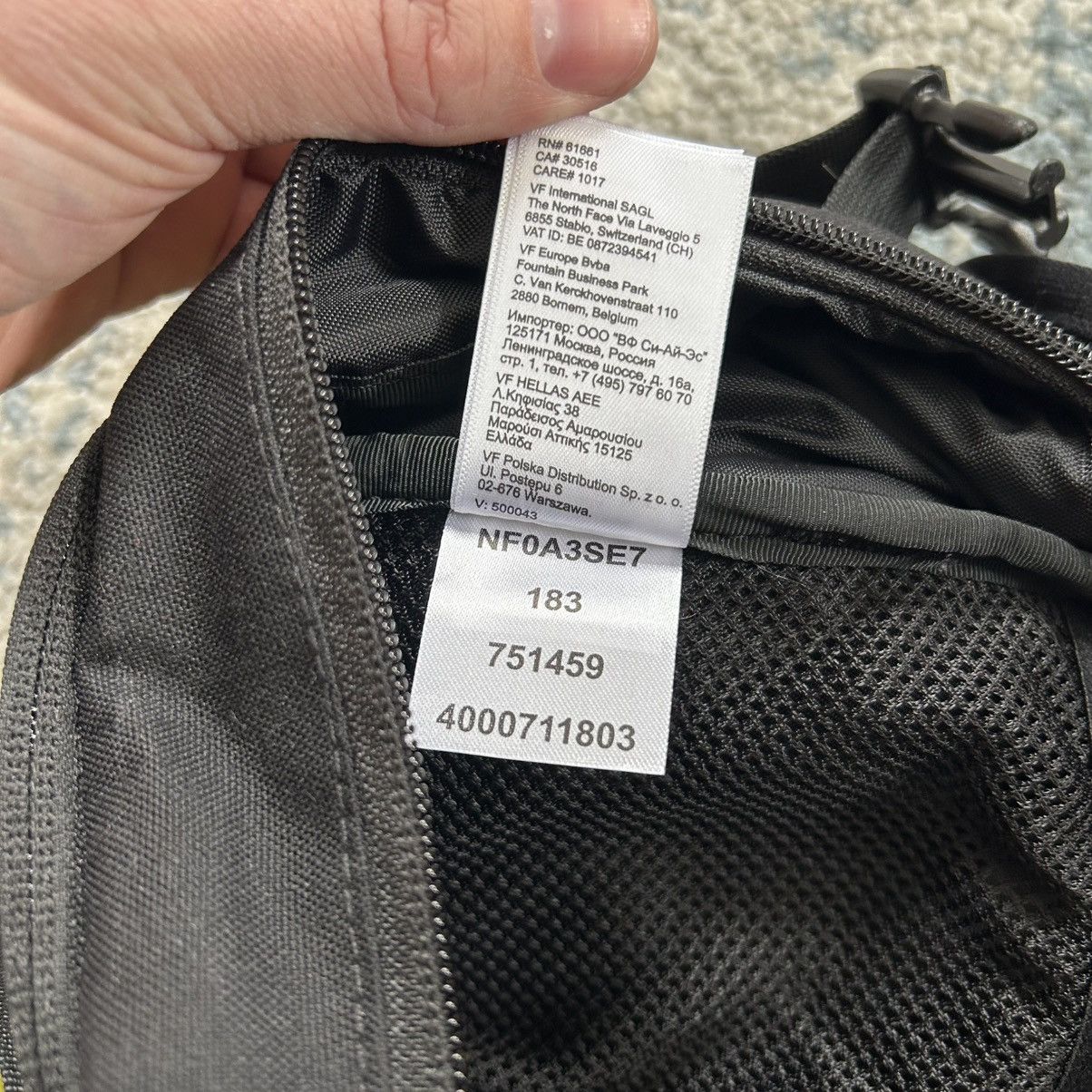 Supreme × The North Face FALL WiNTER 2018 TNF EXPEDiTiON WAiST BAG SULPHUR NYLON YKK Size ONE SIZE - 14 Thumbnail