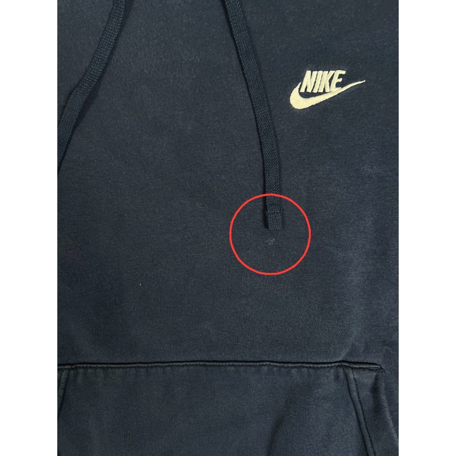 Nike VINTAGE Nike Hoodie Pullover Sweatshirt L Men Black Embroidered Swoosh 90s Sports USA Size US L / EU 52-54 / 3 - 3 Thumbnail