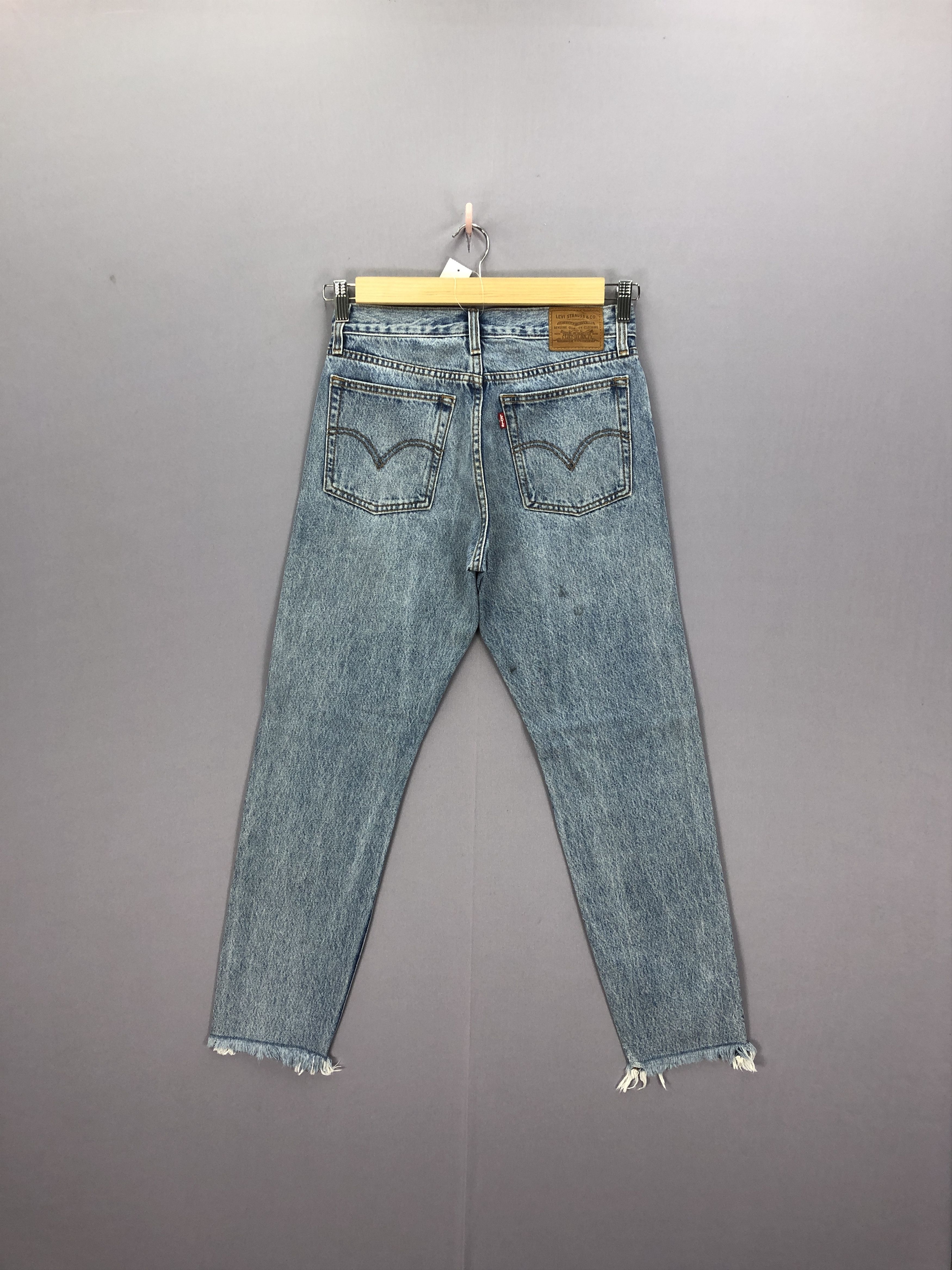 Levi's Vintage Levis 501 Sun Faded Jeans Levi's Stove Pipe Denim Size 28" / US 6 / IT 42 - 2 Thumbnail