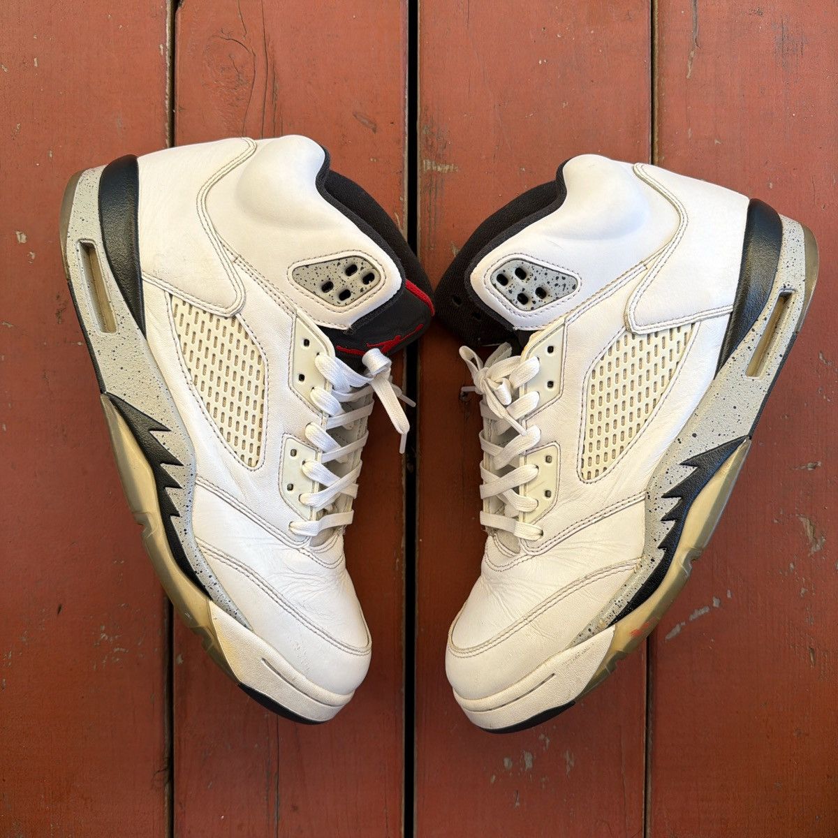 Jordan Brand Jordan 5 White Cement Size US 11 / EU 44 - 1 Thumbnail
