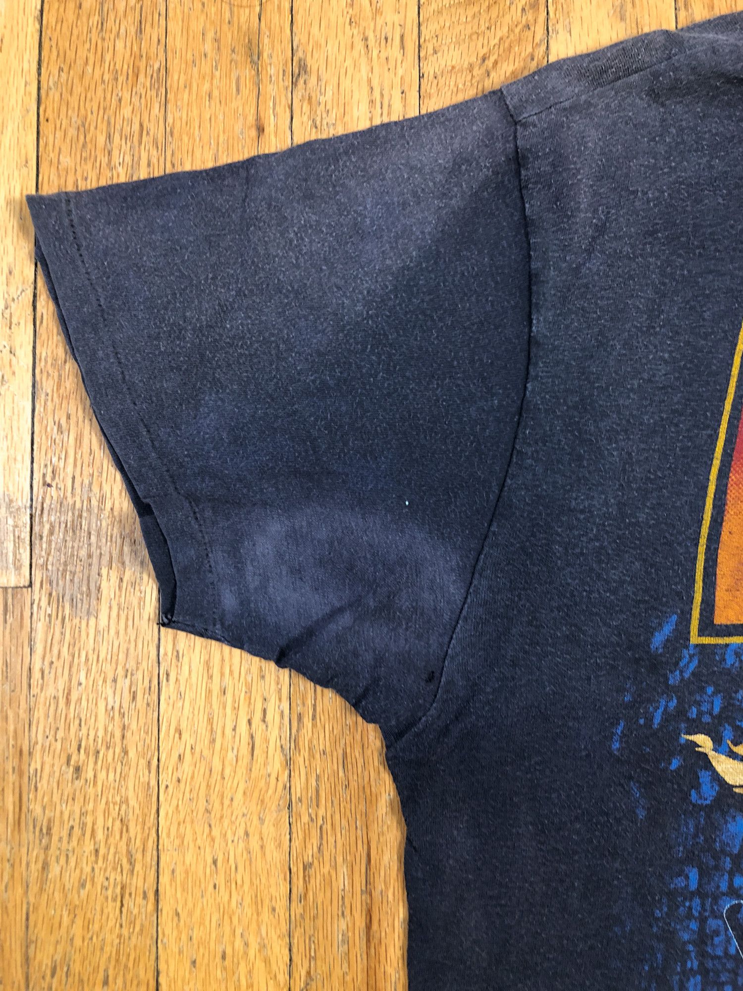 KISS × Vintage 1985 Single Stitch Sun Faded 'Kiss' World Tour T-Shirt Size US XL / EU 56 / 4 - 6 Thumbnail