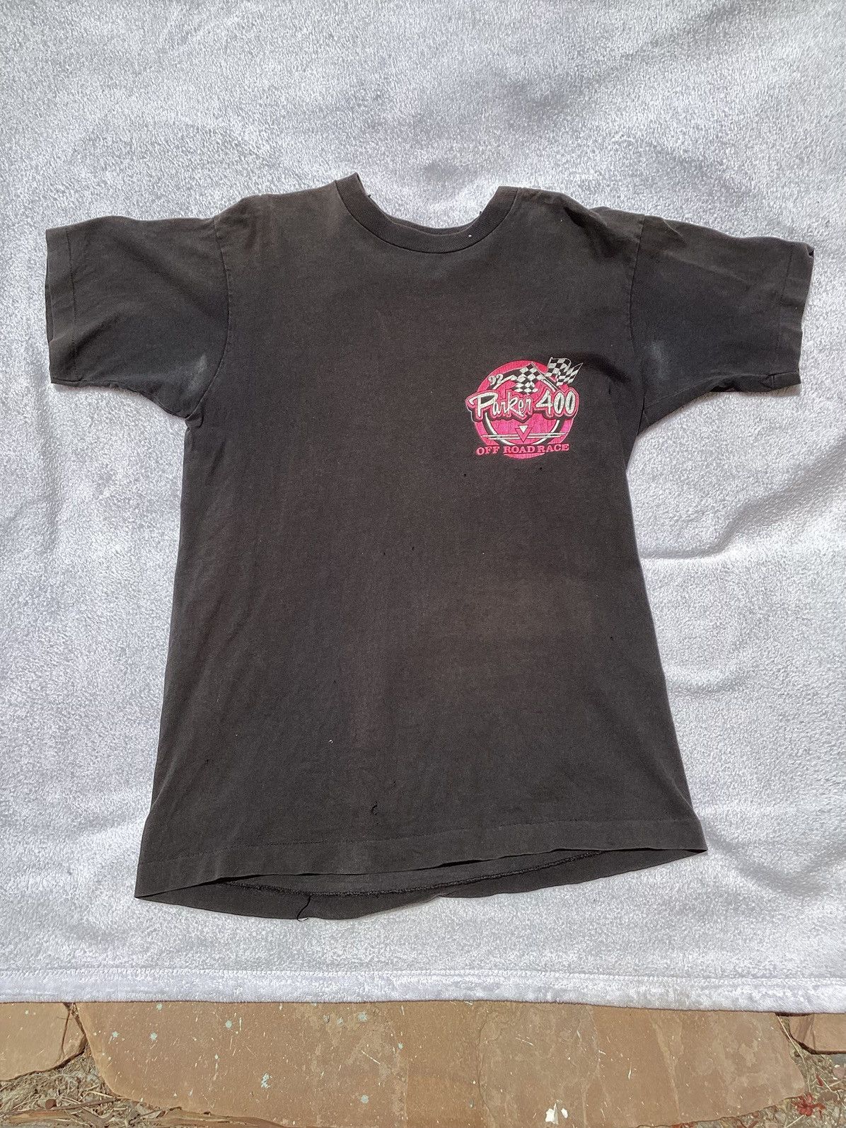 Fruit Of The Loom Vintage 92 Parker 400 off-road race USA made distressed Tee Size US L / EU 52-54 / 3 - 3 Thumbnail
