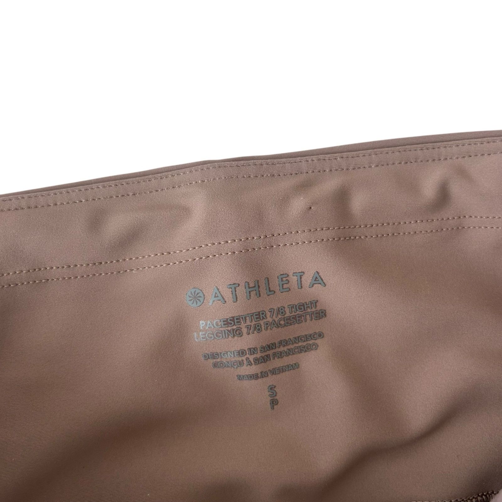 Athleta Athleta Pacesetter 7/8 Tight Tan Leggings Sz S Size 27" / US 4 / IT 40 - 2 Thumbnail