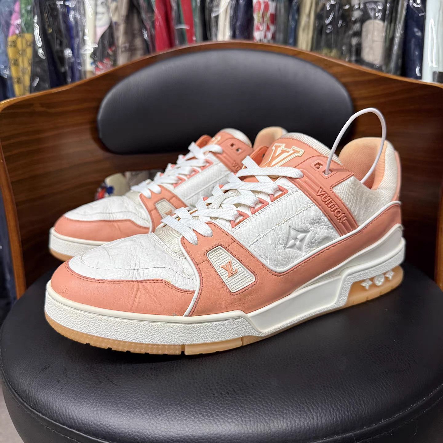 Louis Vuitton Louis Vuitton Trainer White Pink Peach K15 Size US 10.5 / EU 43-44 - 1 Thumbnail