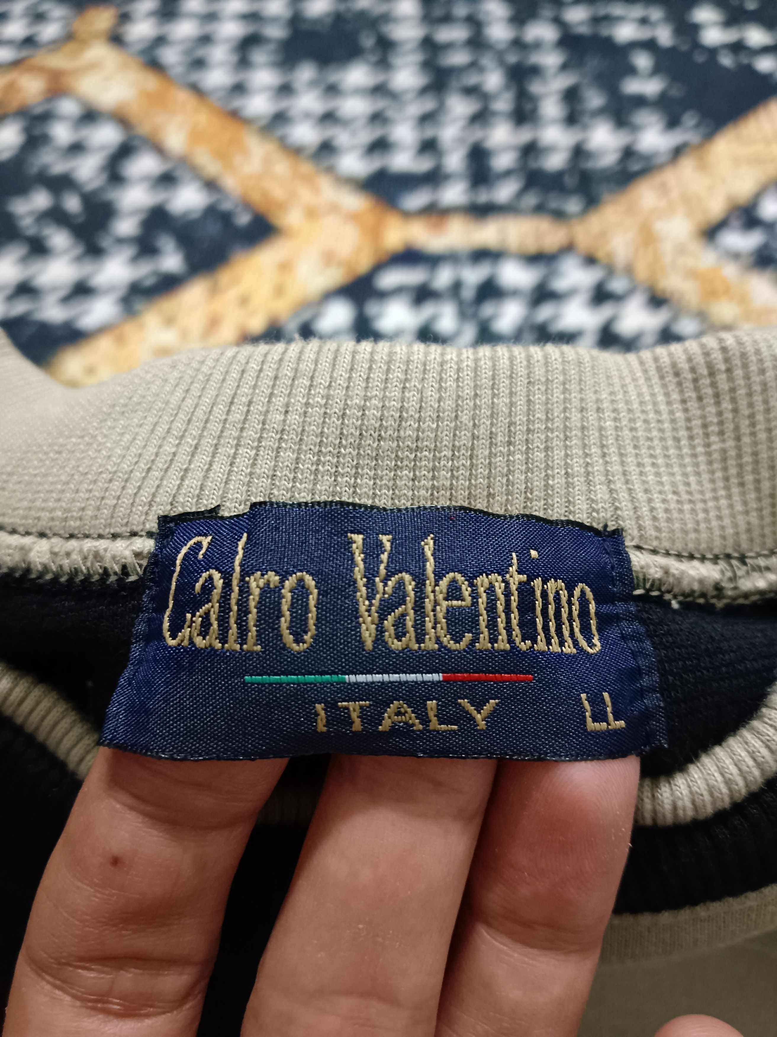 Valentino × Vintage Vintage 2-Tone Carlo Valentino Italy Big Logo Sweatshirt Size US L / EU 52-54 / 3 - 7 Thumbnail