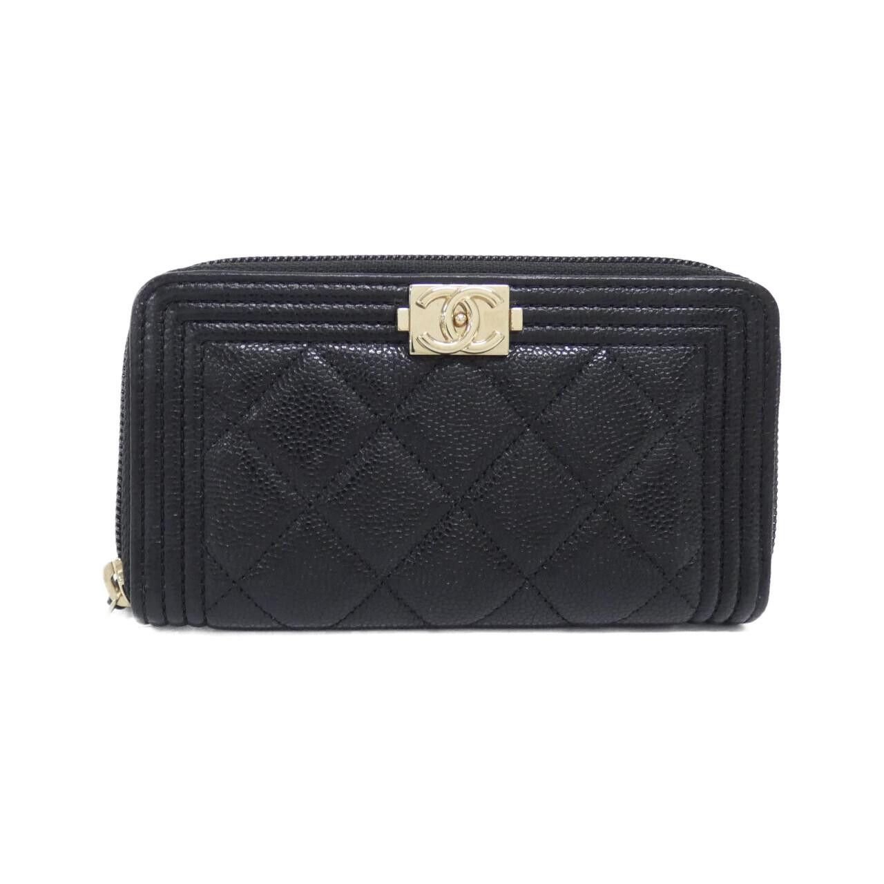 Chanel Chanel Chanel Boy Chanel Caviar Skin Wallet Leather Short Wallet DUTY FREE for USA Size ONE SIZE - 1 Thumbnail