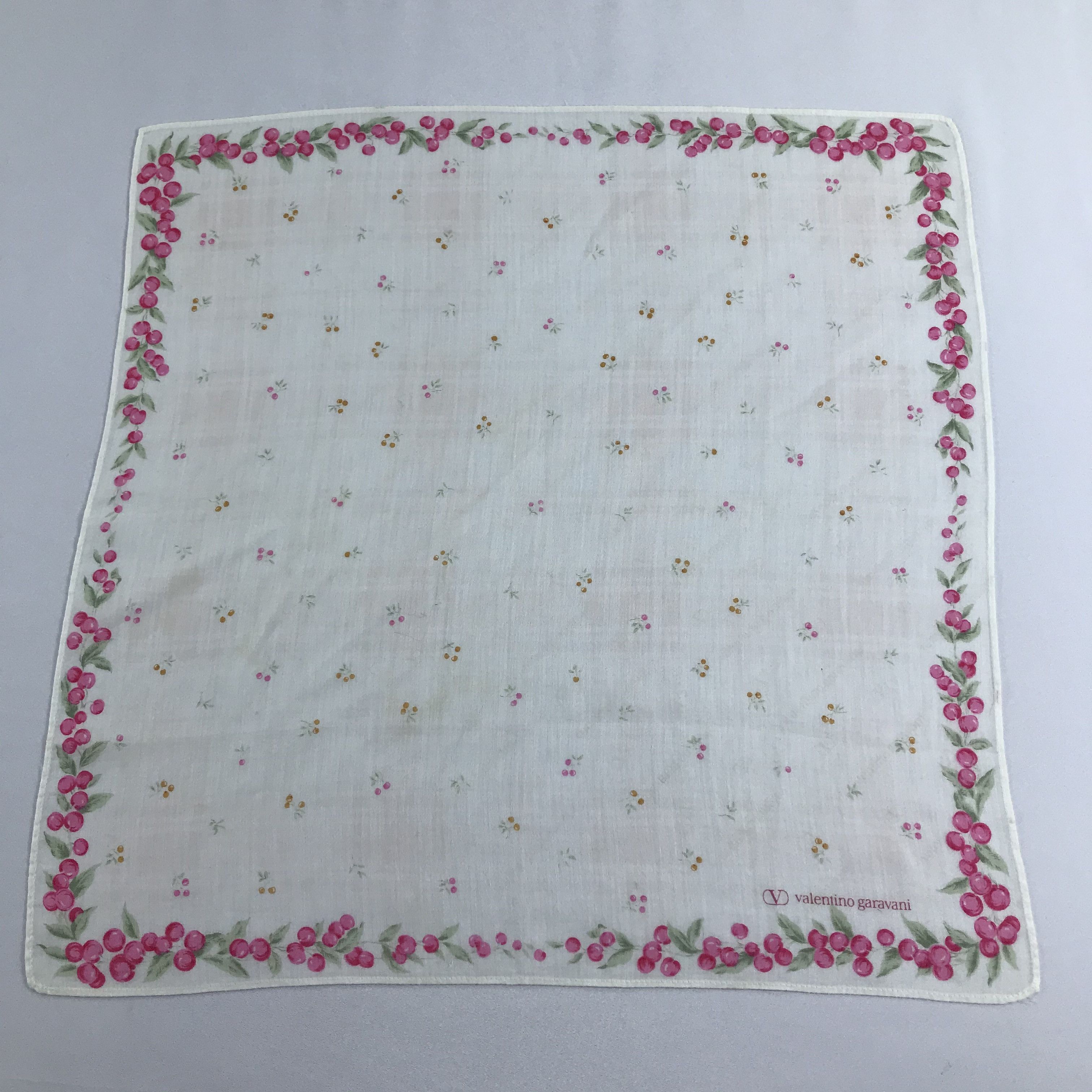 Vintage Valentino Garavani Handkerchief Neckerchief Bandana H1163 Size ONE SIZE - 2 Thumbnail