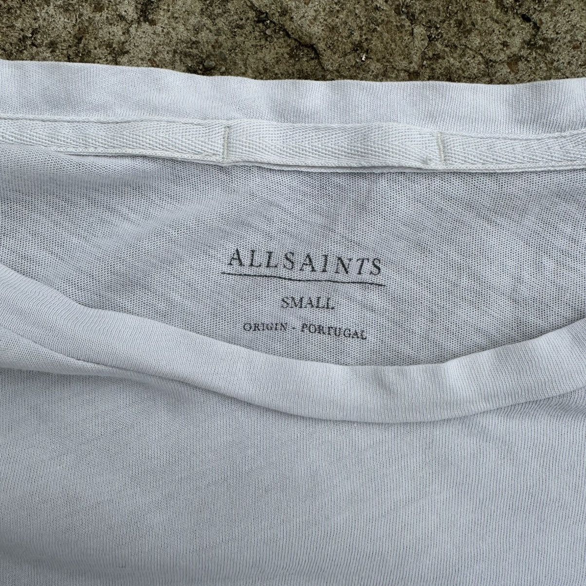 Allsaints × Japanese Brand × Y/Project Vintage Allsaints T-shirts Basic Fit Grunge 00s USA Y2K Size US S / EU 44-46 / 1 - 7 Thumbnail