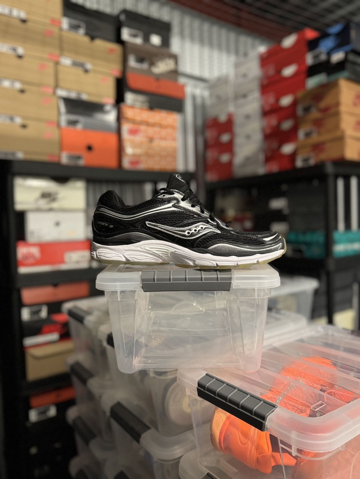 Saucony Progrid Omni 9 Black White Size 11
