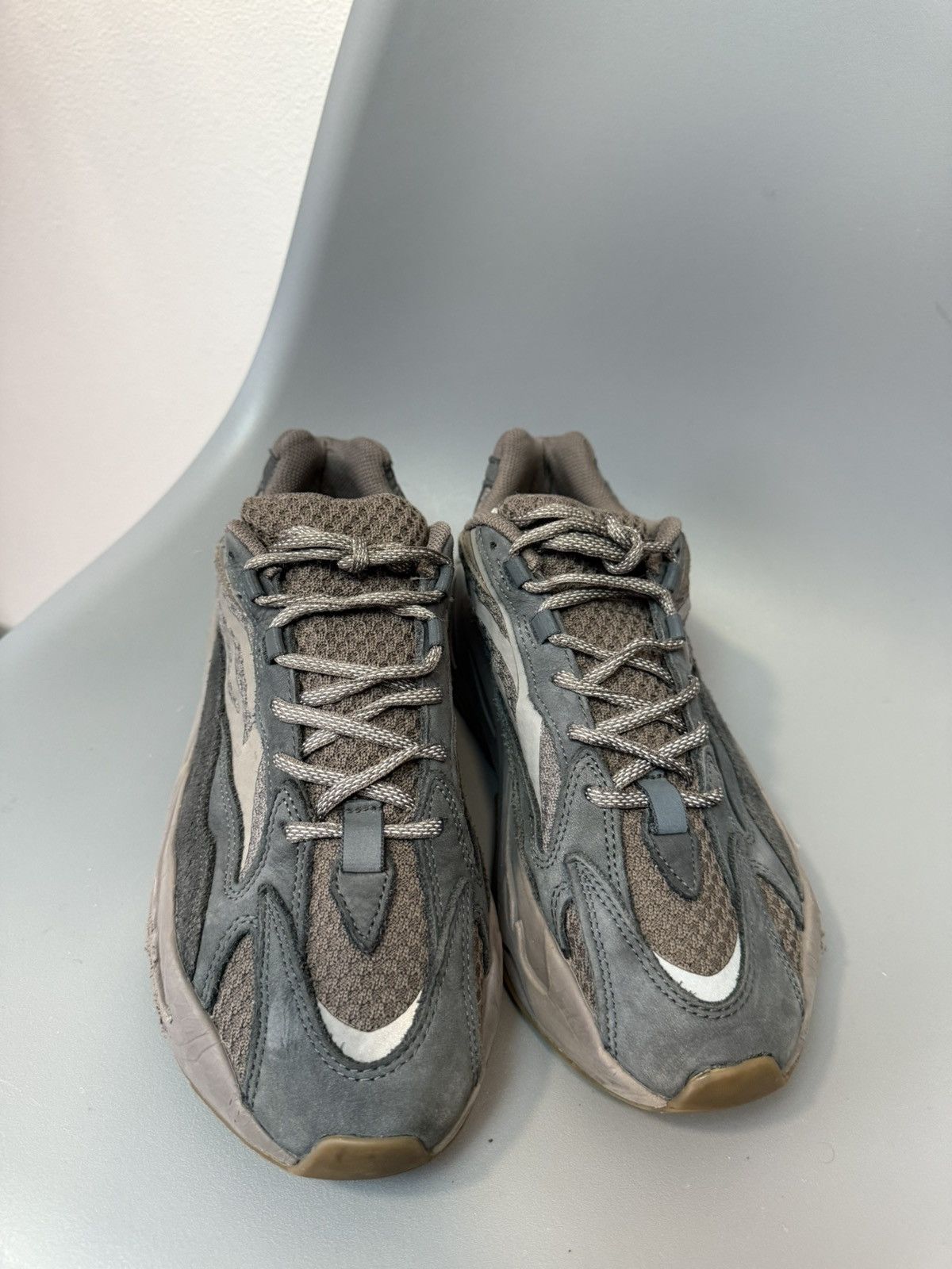 Adidas × Kanye West Adidas Yeezy Boost 700 v2 size 9 Size US 9 / EU 42 - 5 Thumbnail