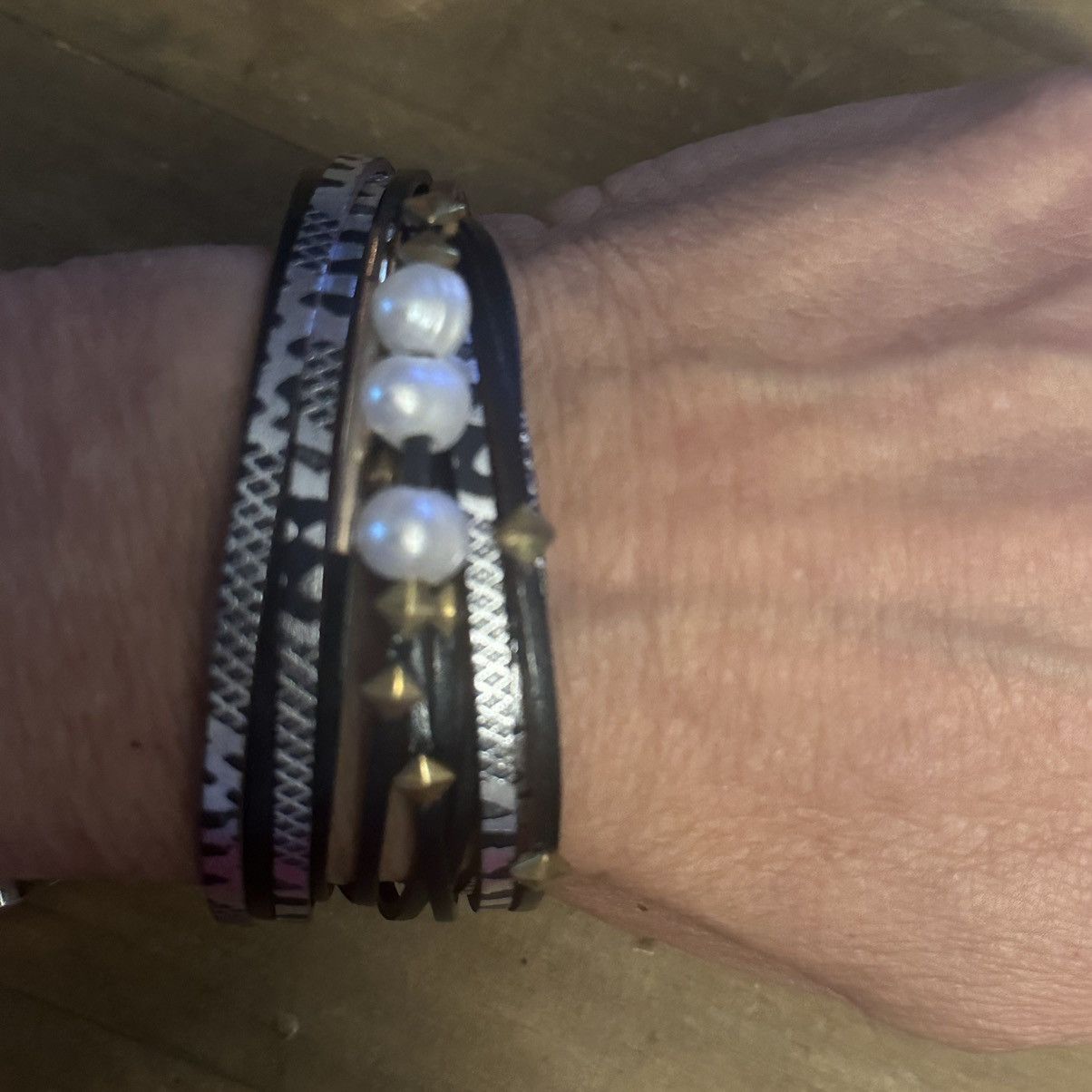 Other Multi strand layered leather bracelet Size ONE SIZE - 3 Thumbnail