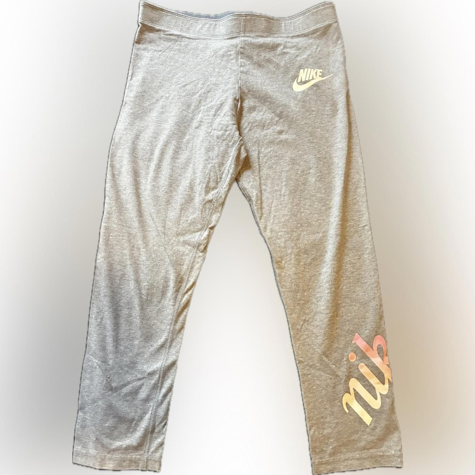 Nike Nike Girls Training TIGHT FIT COLLANT XL Size US 26 / EU 42 - 1 Thumbnail
