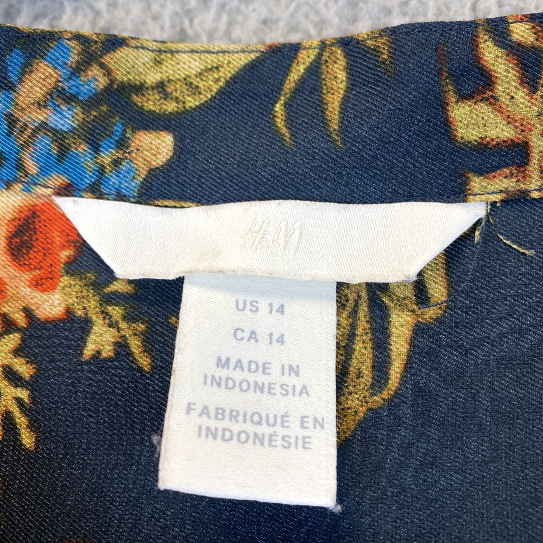 H&M H&M Black Floral Long Sleeve Polyester Relaxed Blouse Shirt Sz 14 / 66-7 Size XL / US 12-14 / IT 48-50 - 4 Thumbnail