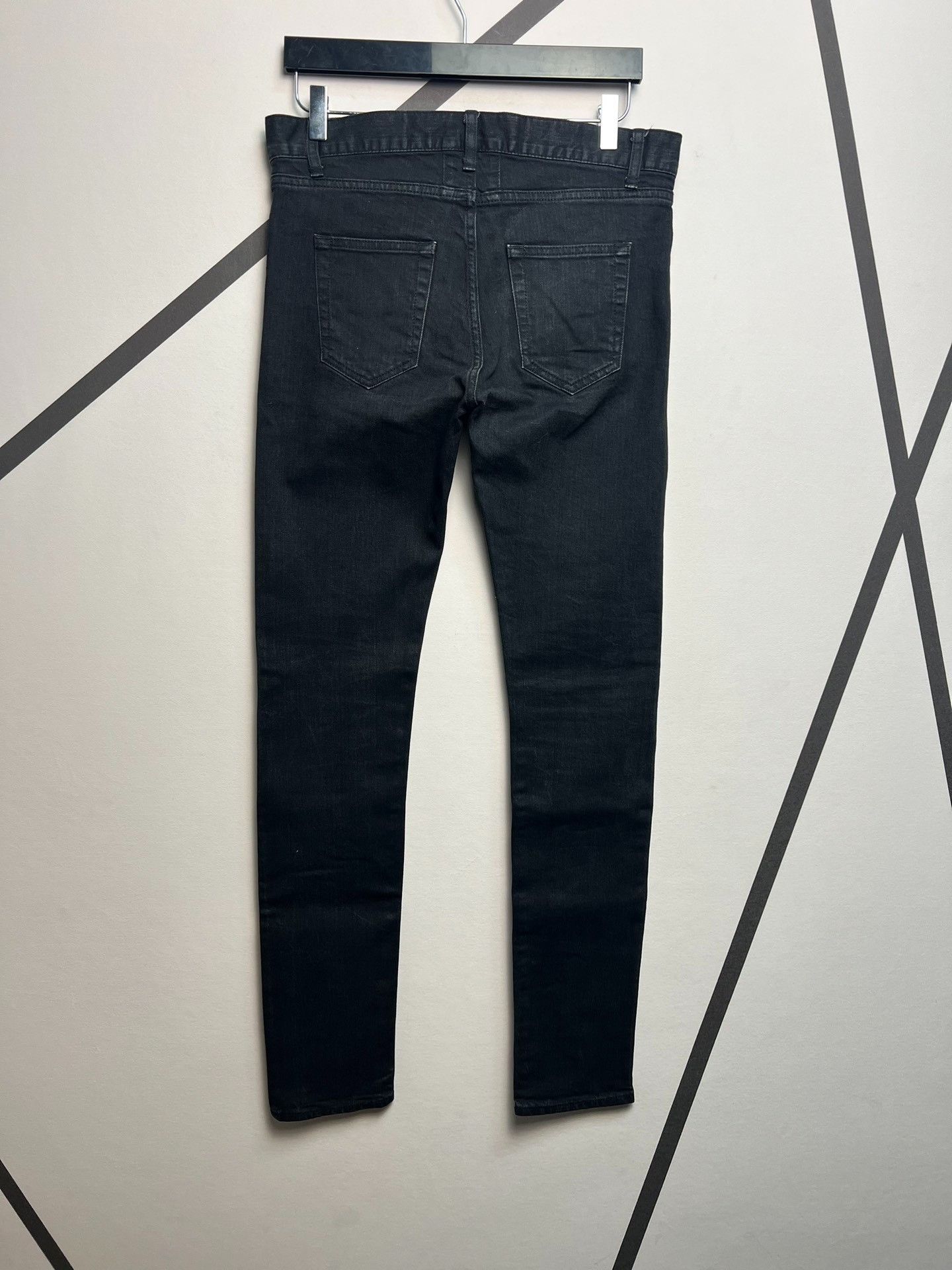 Saint Laurent Paris Saint laurent Black Basic Jeans 2501-Nextarrow Size US 31 - 2 Thumbnail