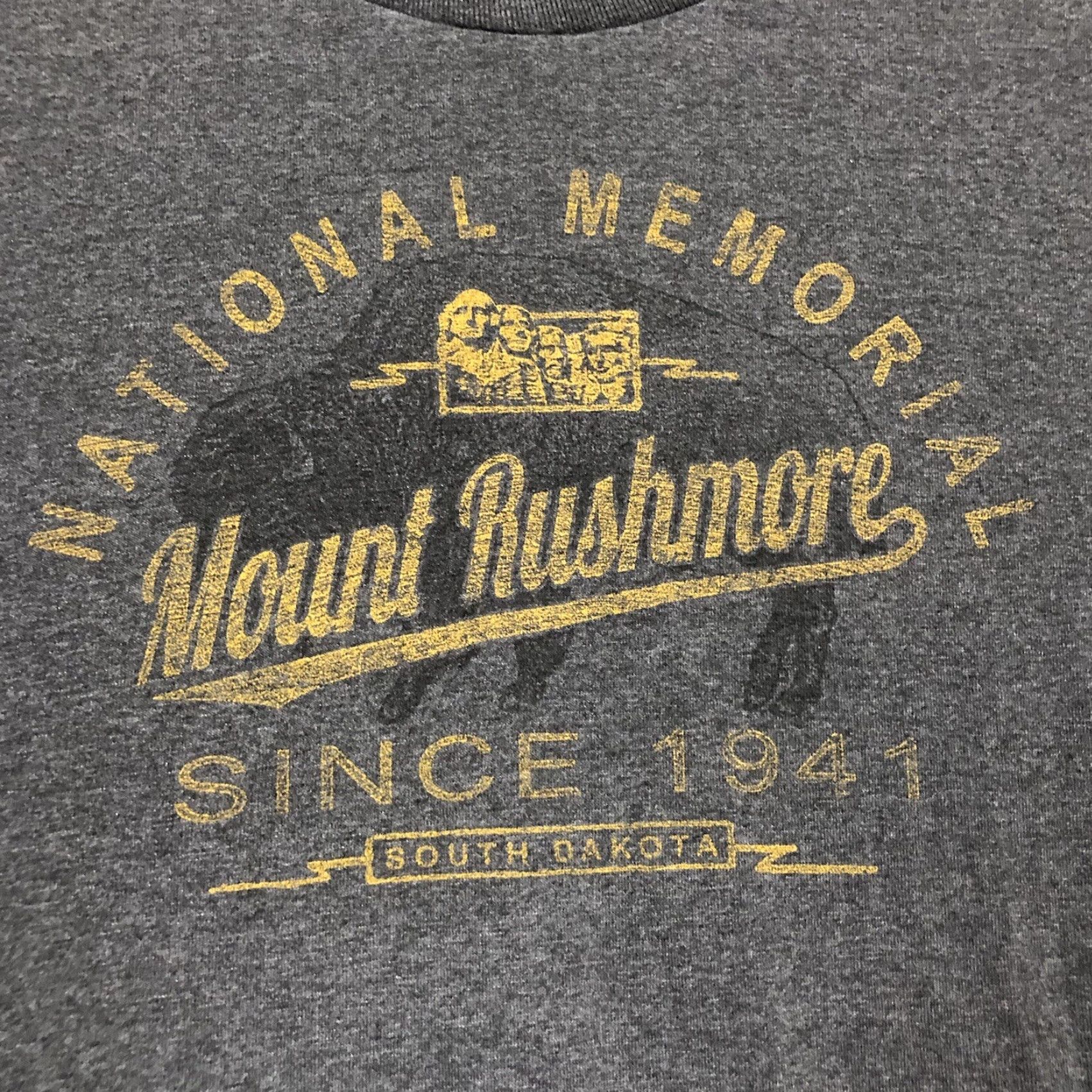 Vintage VINTAGE Prairie Mountain Mount Rushmore T-Shirt Mens Large Gray Size US L / EU 52-54 / 3 - 2 Thumbnail