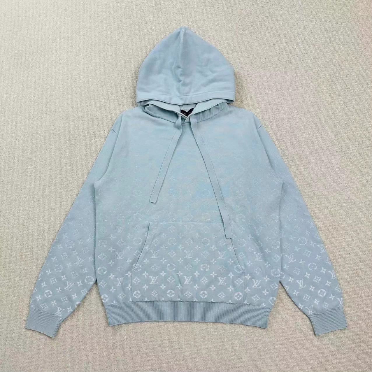Louis Vuitton Louis Vuitton gradient Monogram knit hoodie M like new Size US M / EU 48-50 / 2 - 1 Thumbnail