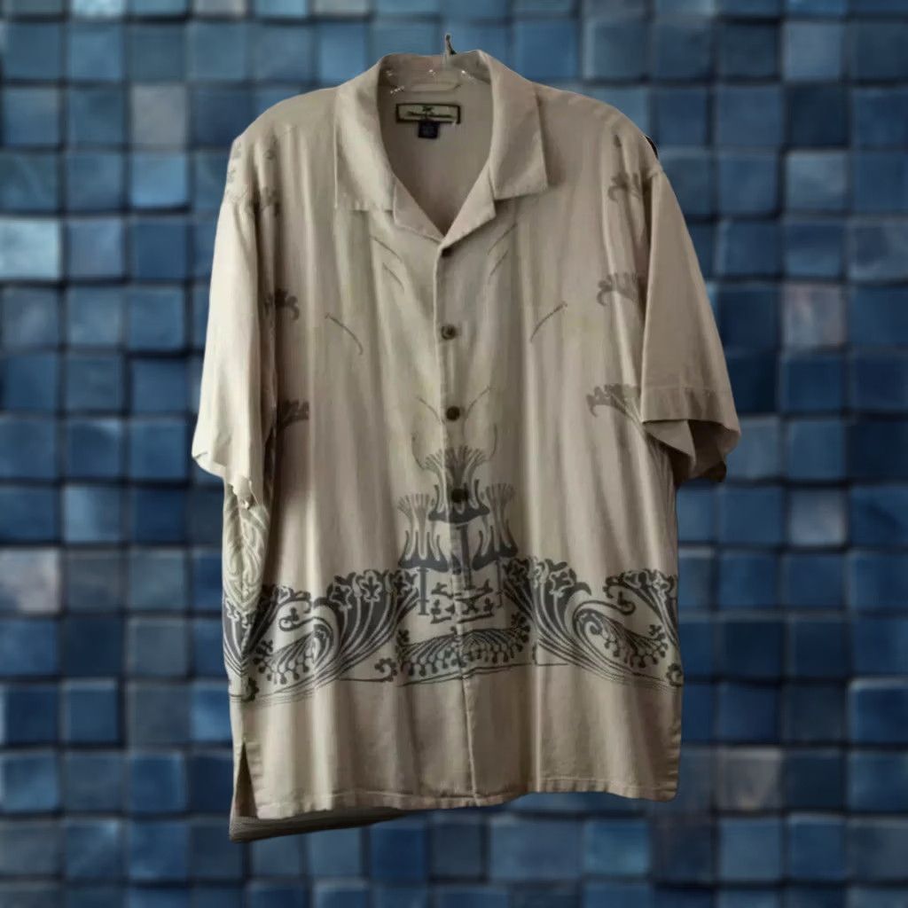 Tommy Bahama VINTAGE Tommy Bahama Dress Shirt Mens M Silk Ivory Wave Hawaiian Pattern ButtonUp 100% Silk Size US M / EU 48-50 / 2 - 1 Thumbnail
