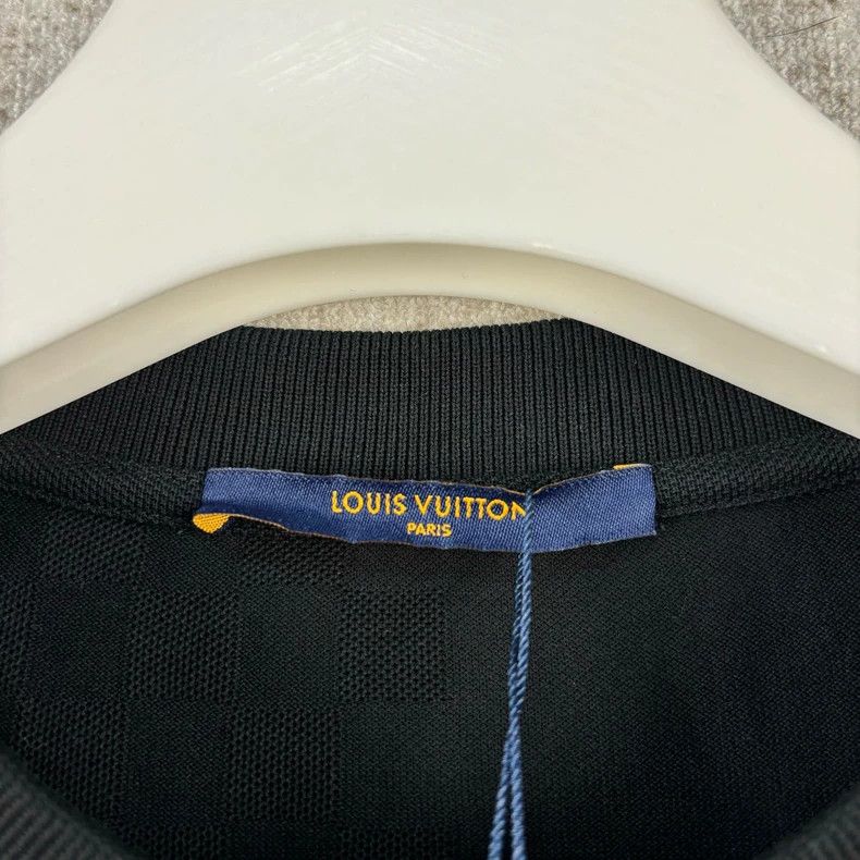 Louis Vuitton Louis Vuitton FW22 Solid Checkerboard Full Print Pocket Cr Size US XL / EU 56 / 4 - 4 Thumbnail