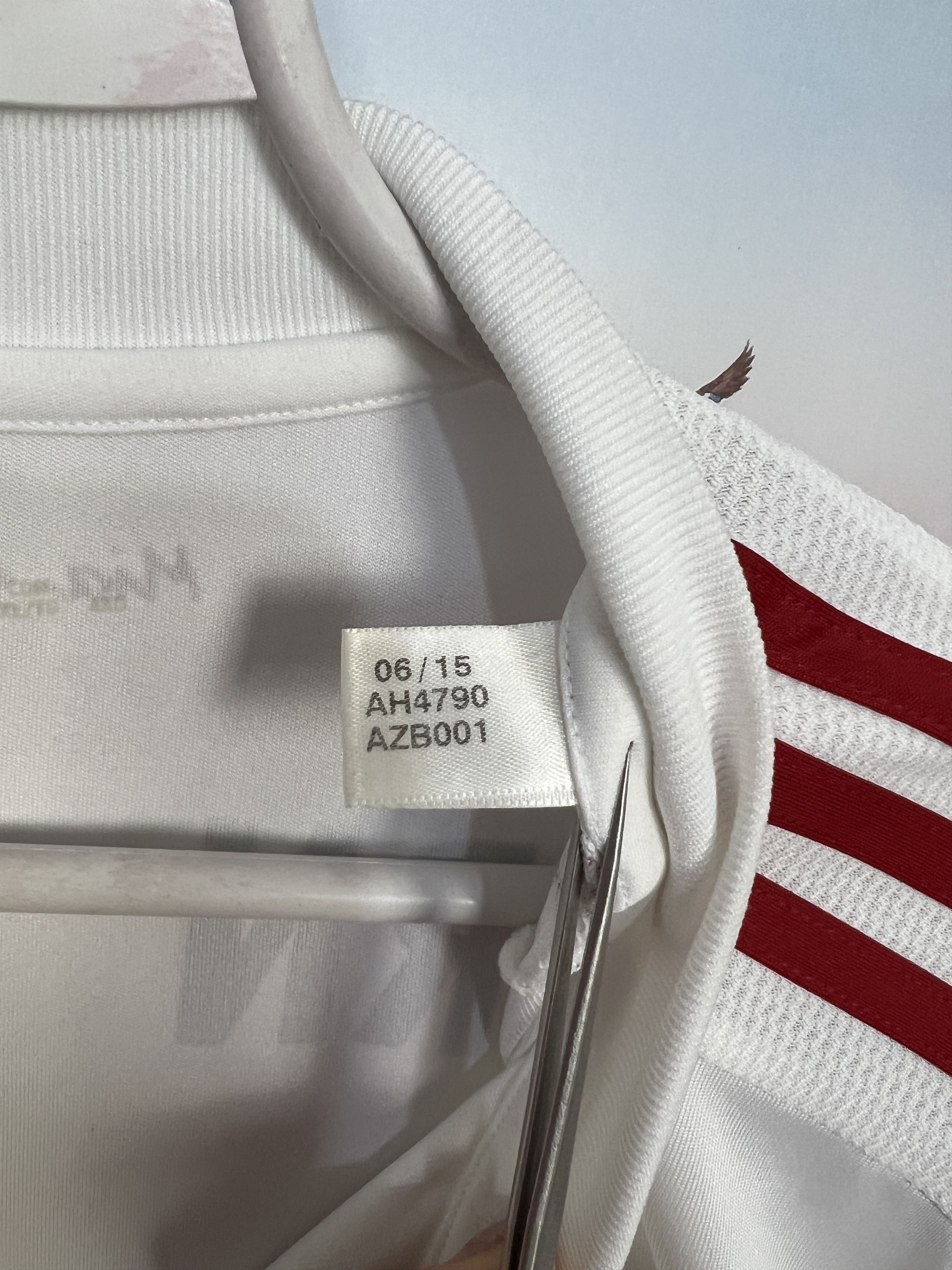 Adidas Bayern Munich Away football shirt 2015 #25 Muller Adidas Size US XL / EU 56 / 4 - 8 Thumbnail