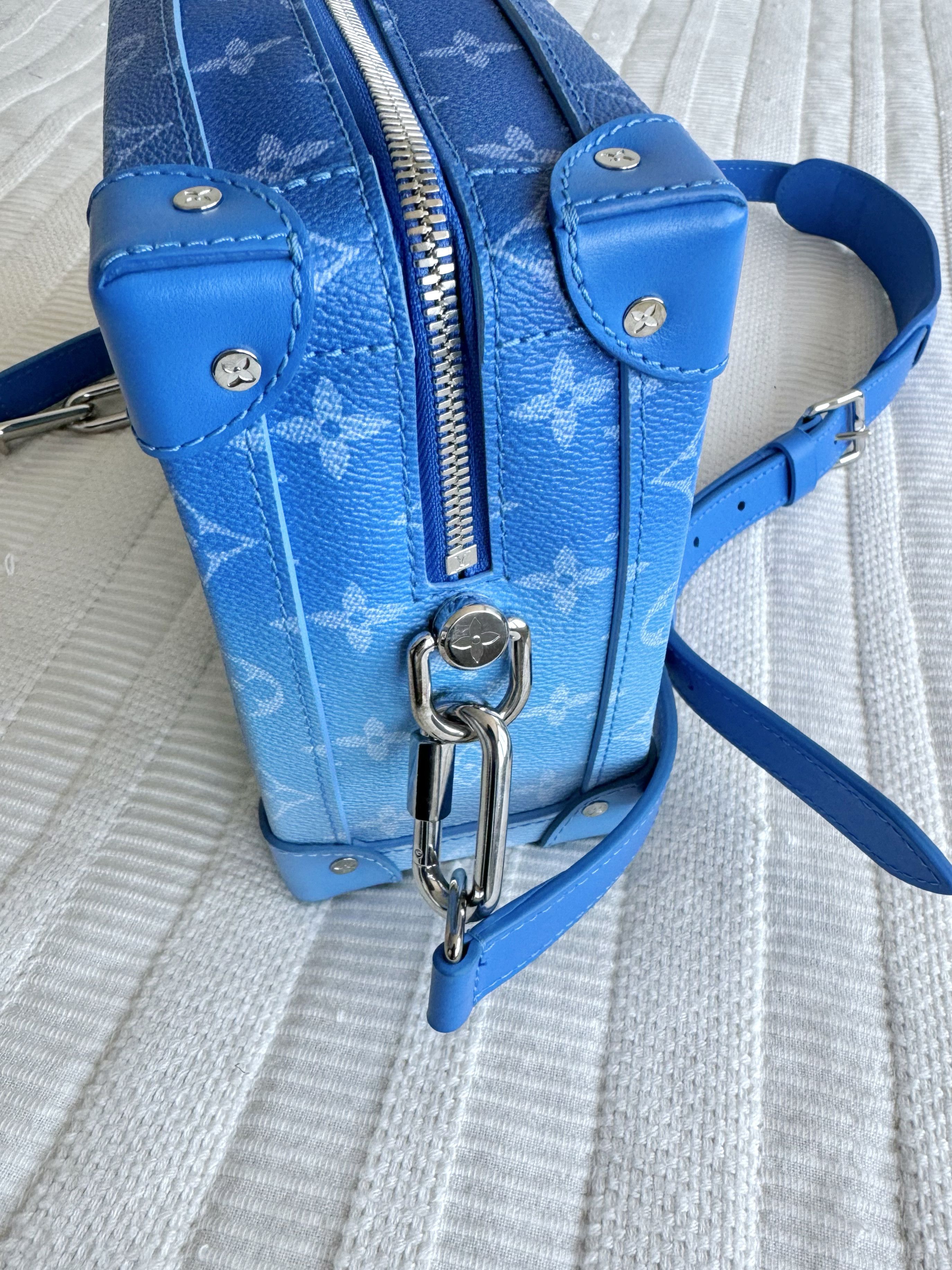 Louis Vuitton × Virgil Abloh Cloud Soft Trunk Bag Size ONE SIZE - 4 Thumbnail