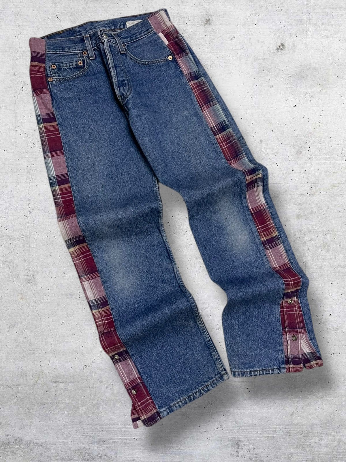 Levi's Vintage Clothing VINTAGE 501 LEVIS USA DESIGNER 90S SAMPLE TAPPED RARE DENIM Size US 28 / EU 44 - 2 Thumbnail