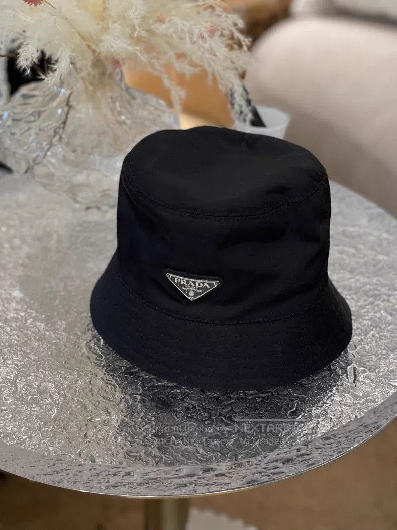 Prada Prada Triangle black fisherman's hat Size ONE SIZE - 2 Thumbnail