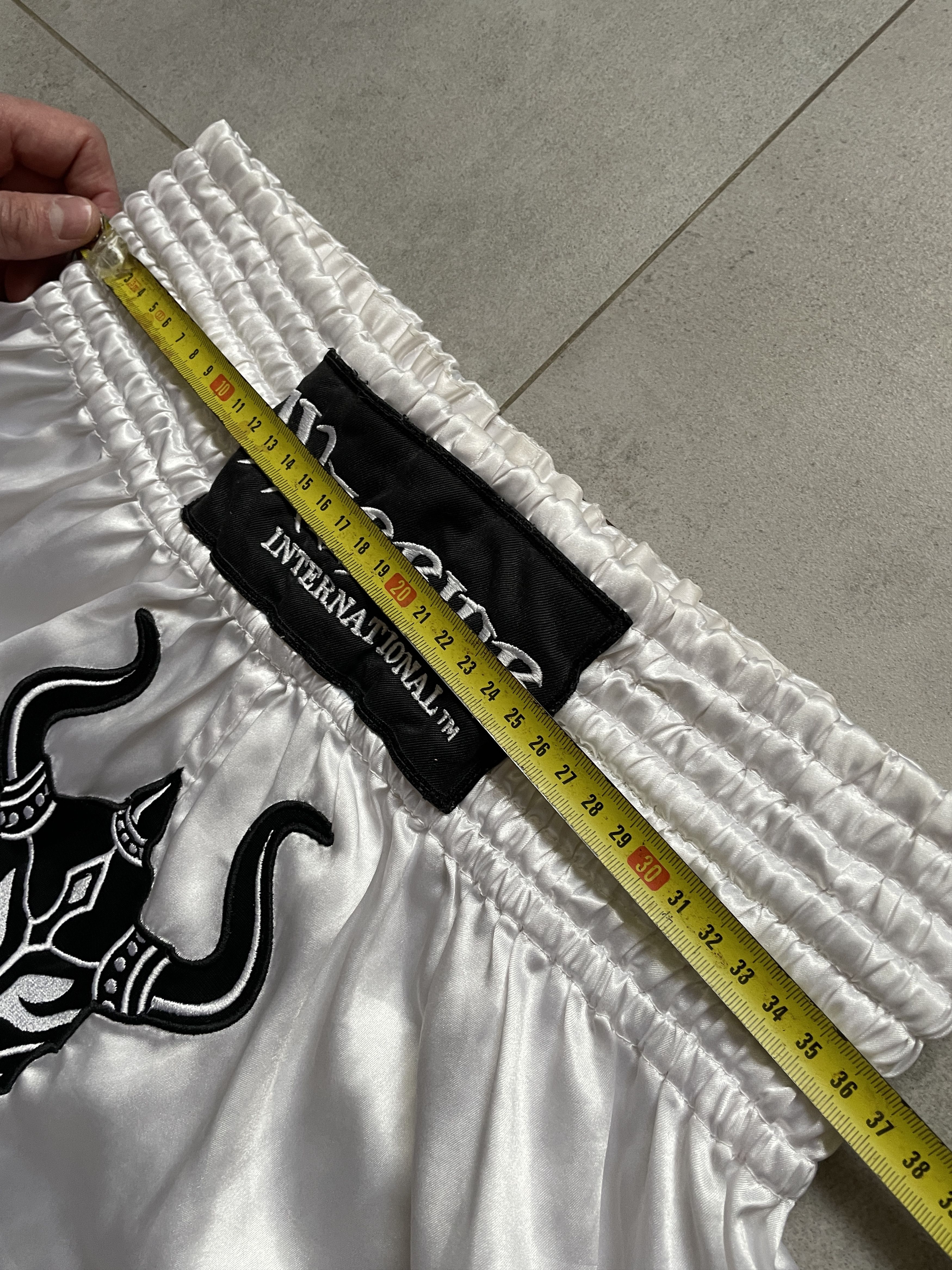 Everlast × UFC EVERLAST TYPE WHITE BOXING MUAY THAI KICKBOXING SHORTS Size US 34 / EU 50 - 7 Thumbnail