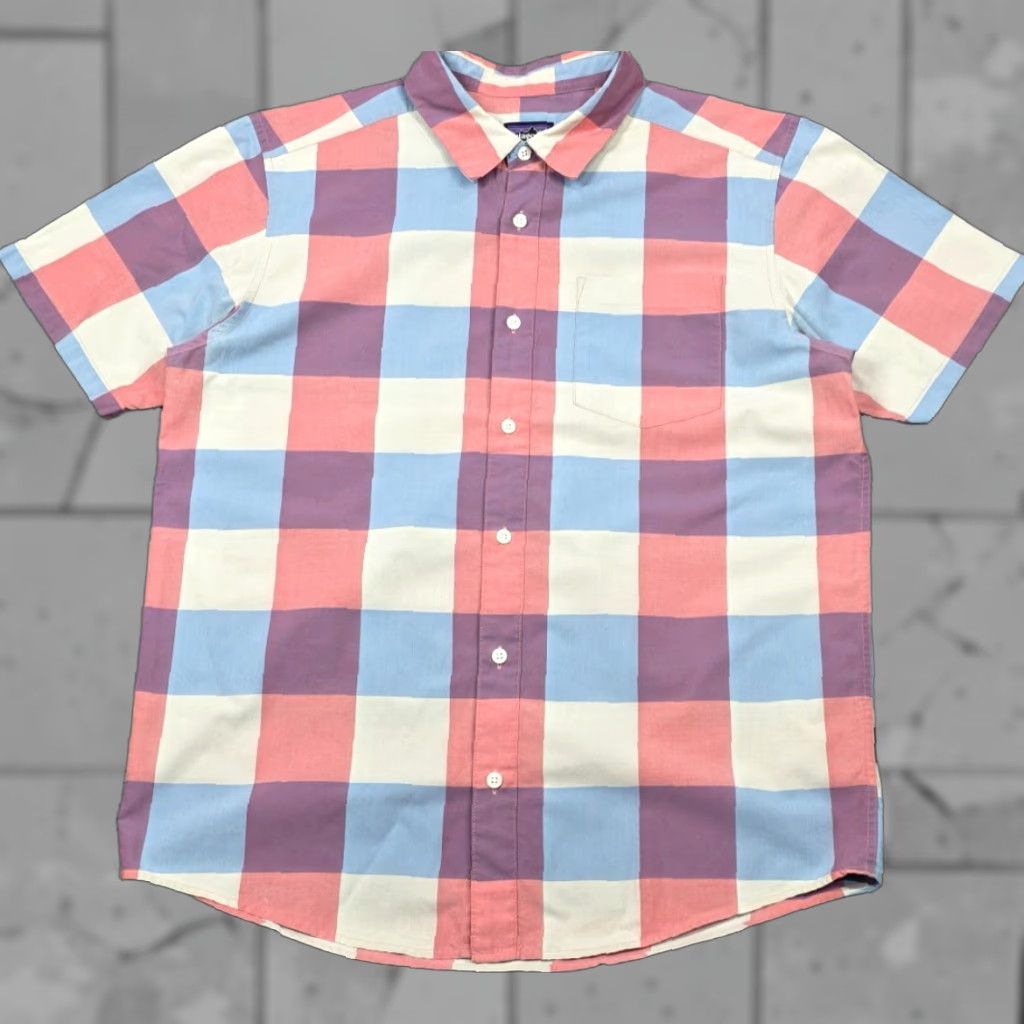 Patagonia PATAGONIA Shirt Mens M Short Sleeve Button-Down Fezzman Pink Blue Multi Check Plaid Front Pocket Vintage No Size US M / EU 48-50 / 2 - 1 Thumbnail