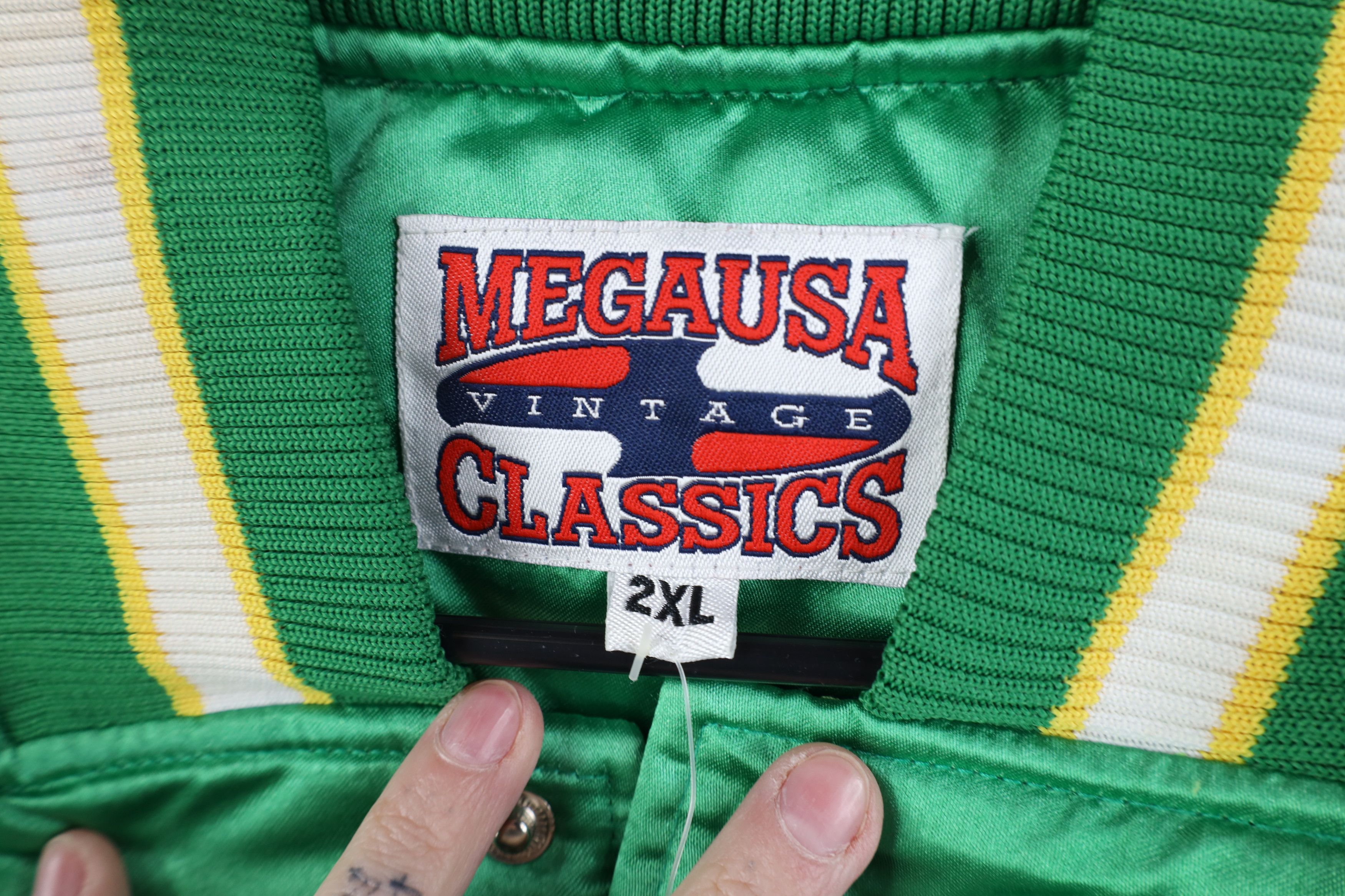 Vintage Deadstock Vintage 90s Quilted Satin Bomber Jacket Green Size US XXL / EU 58 / 5 - 10 Thumbnail